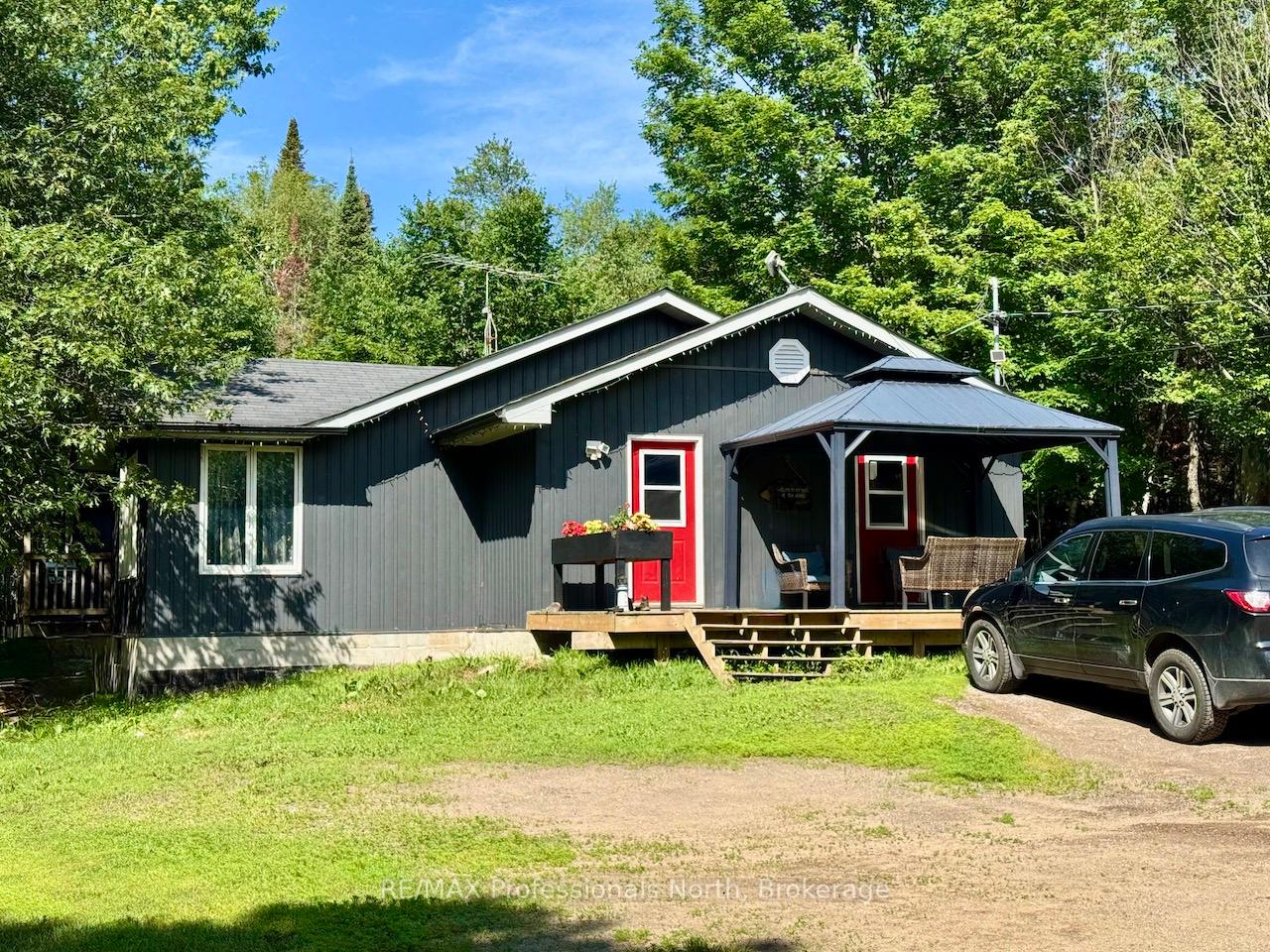 Photo of 1089 Coumbs Road