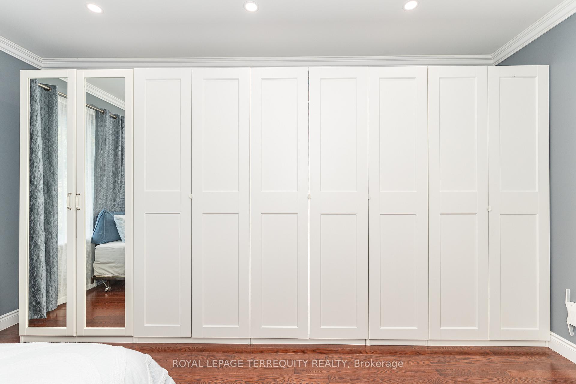 Photo 26 of 3 Gair Drive, Etobicoke, Alderwood — HOMEH
