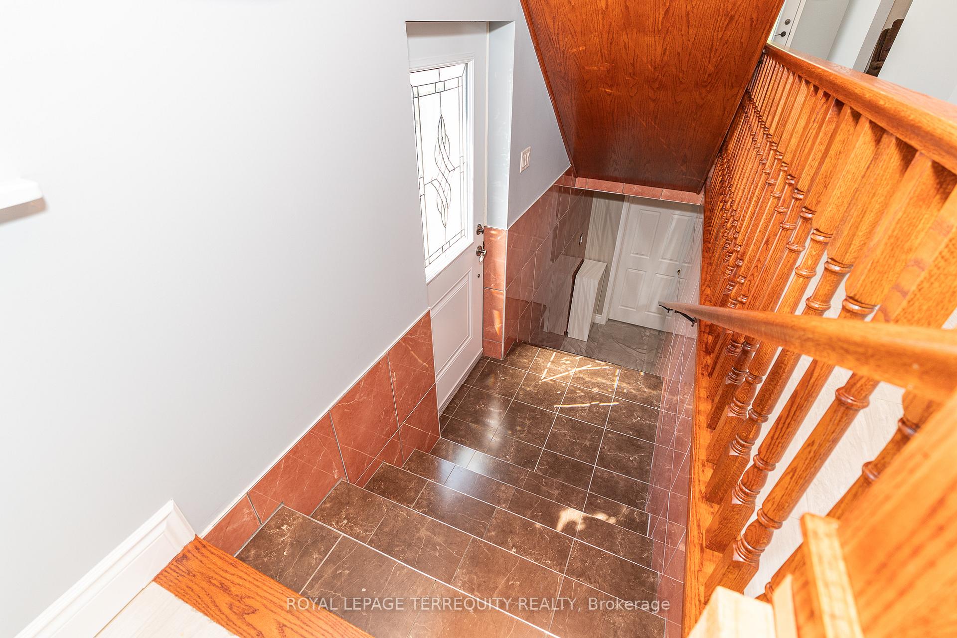 Photo 28 of 3 Gair Drive, Etobicoke, Alderwood — HOMEH