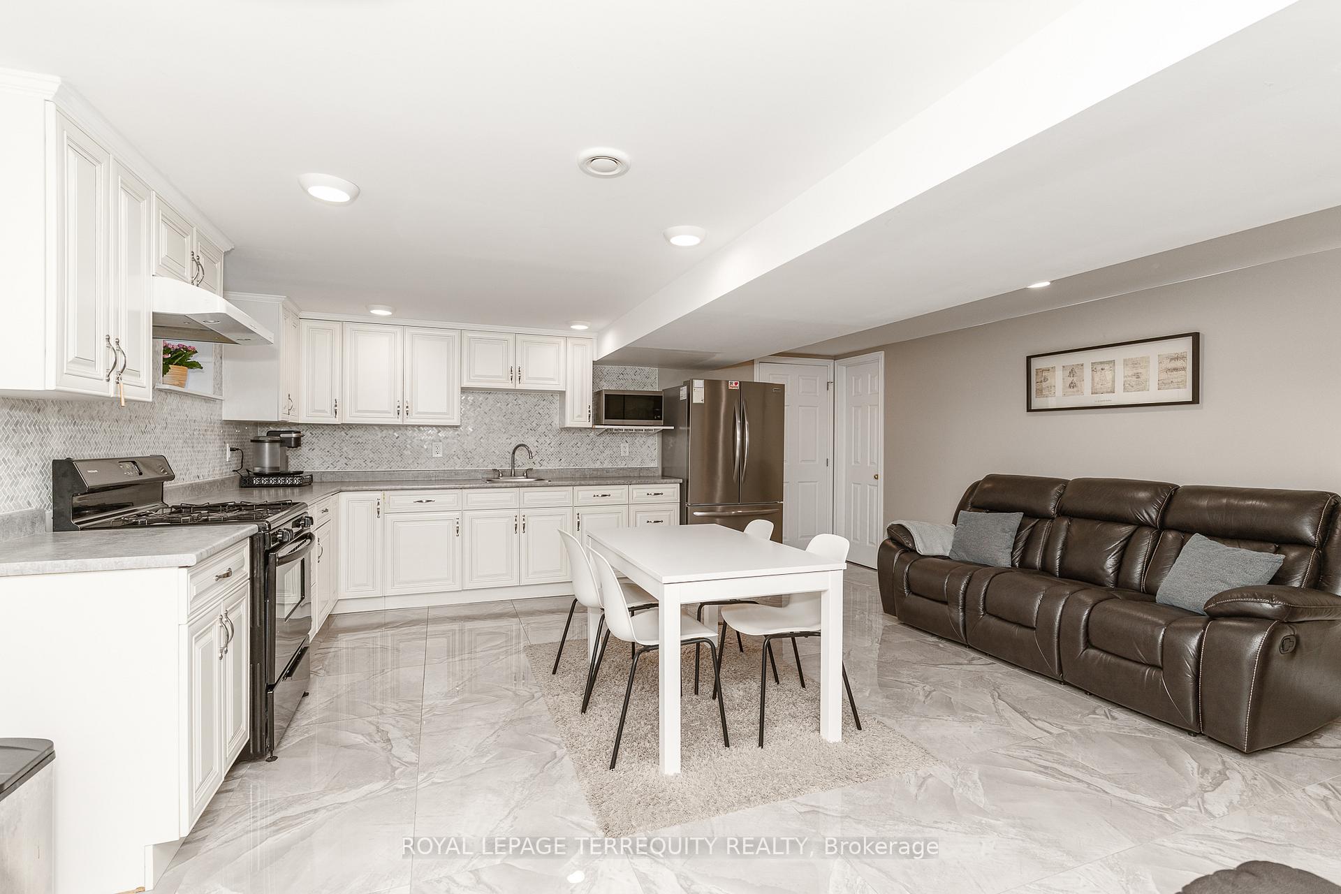 Photo 30 of 3 Gair Drive, Etobicoke, Alderwood — HOMEH