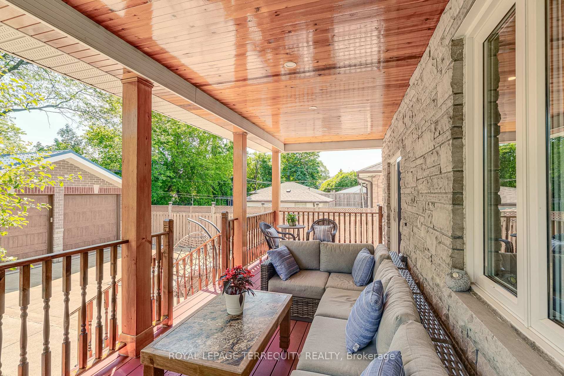 Photo 39 of 3 Gair Drive, Etobicoke, Alderwood — HOMEH