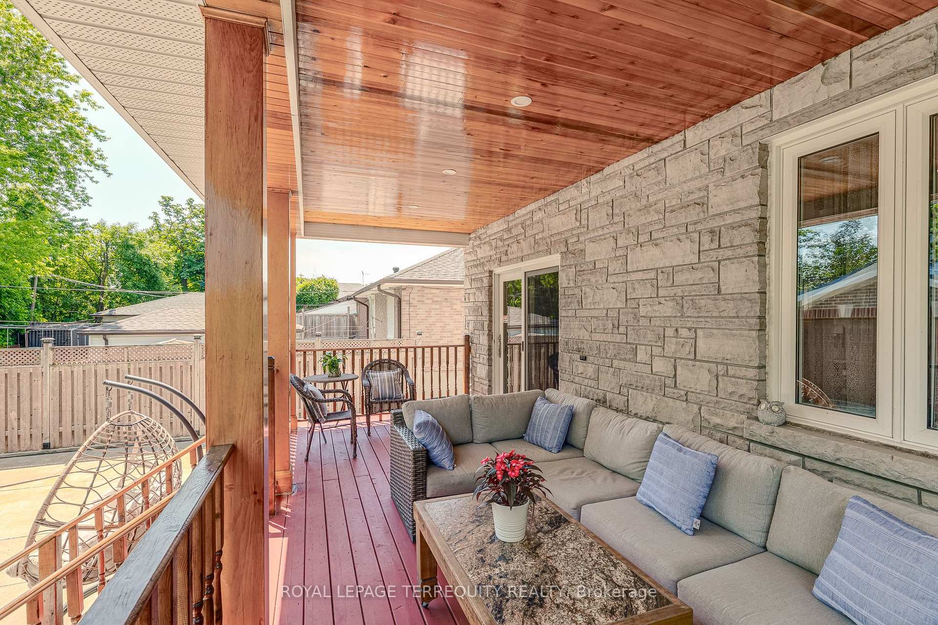 Photo 40 of 3 Gair Drive, Etobicoke, Alderwood — HOMEH