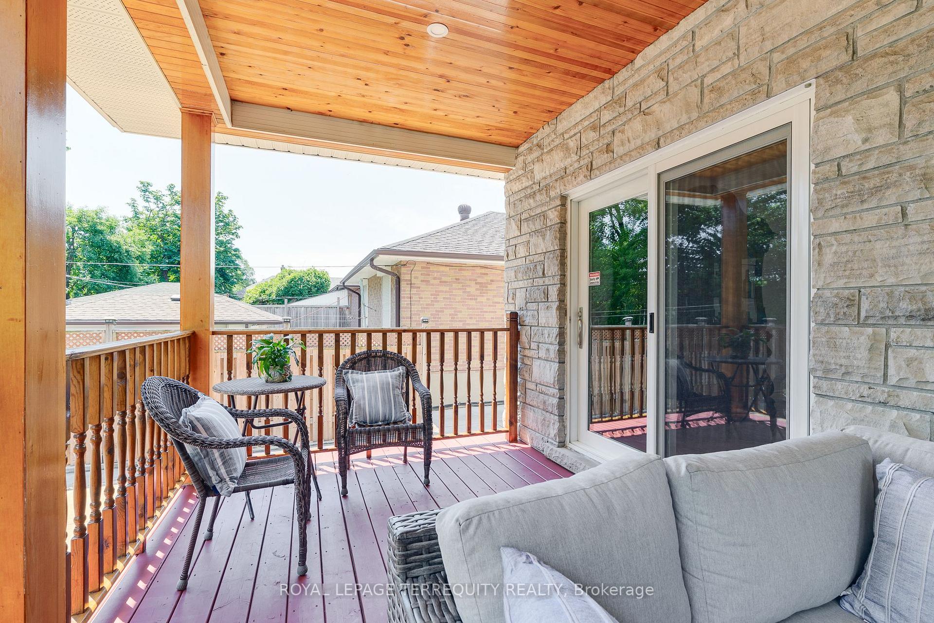 Photo 41 of 3 Gair Drive, Etobicoke, Alderwood — HOMEH