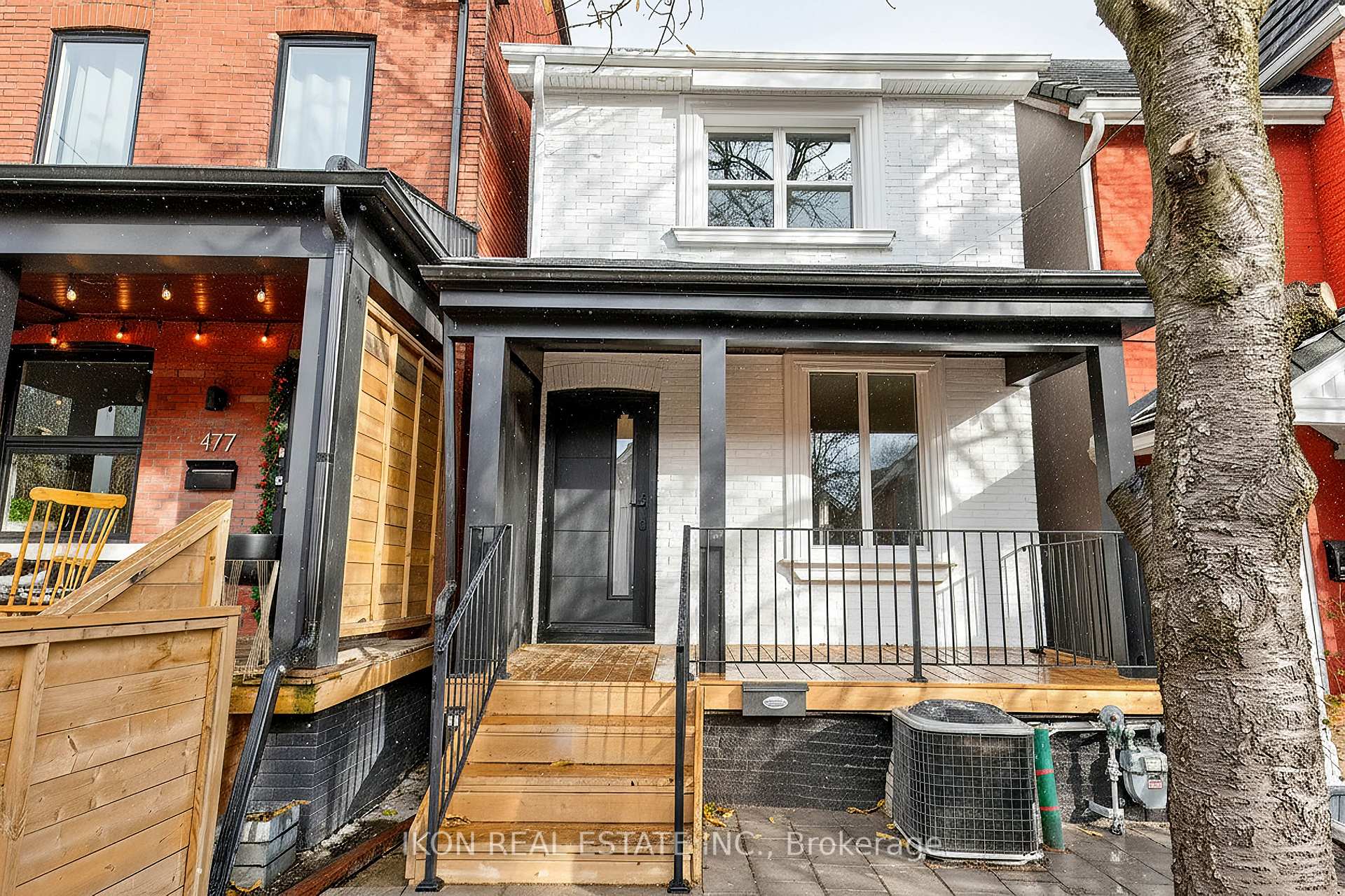 Photo of 475 Delaware Avenue