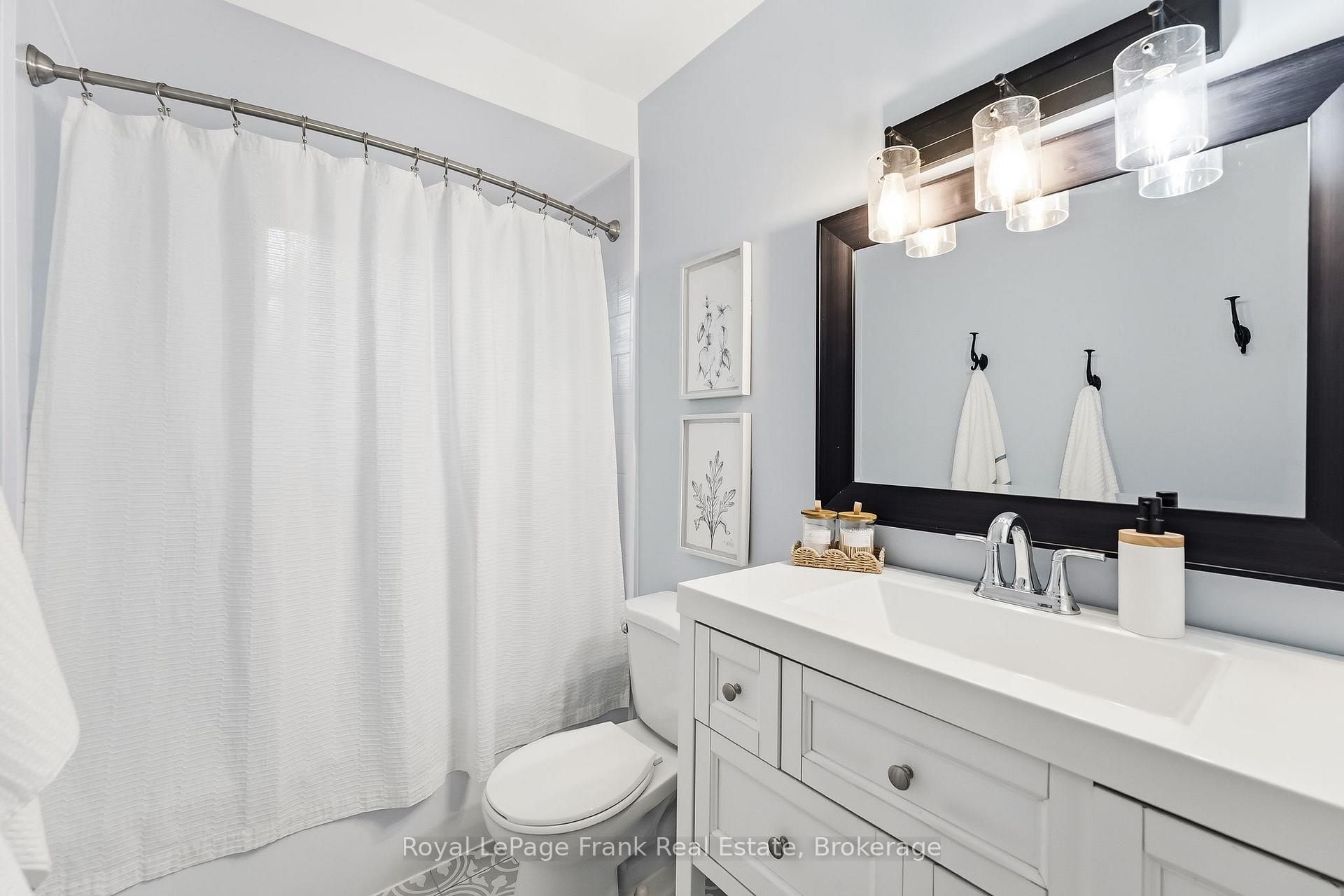 Photo 31 of Unit D8, 1663 Nash Road, Clarington, Courtice — HOMEH