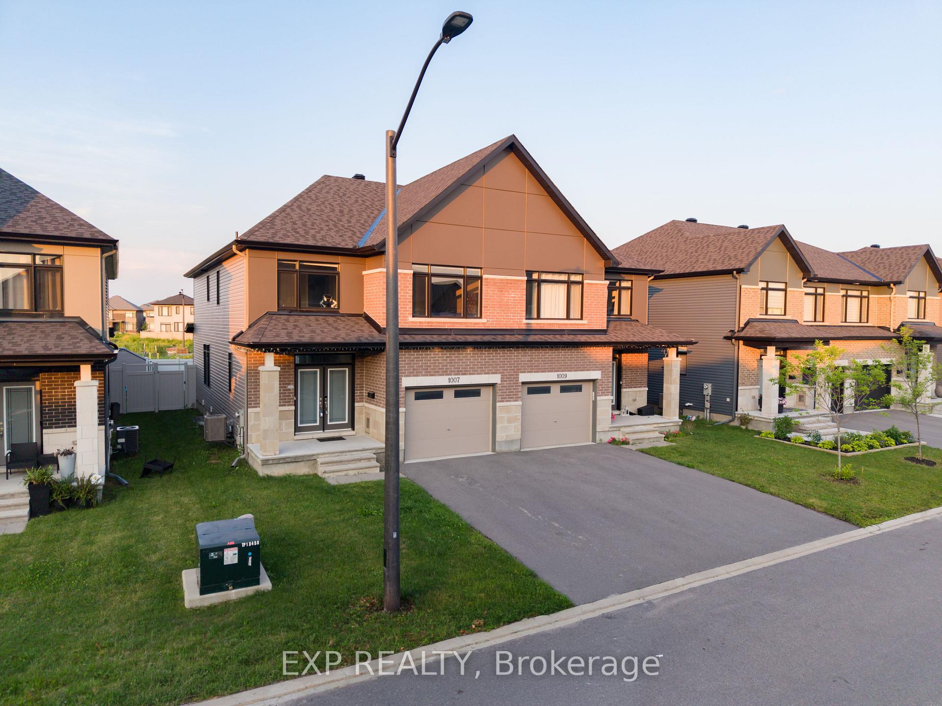 Photo 1 of 1007 Hydrangea Avenue, Ottawa, Riverside South/Gloucester Glen — HOMEH