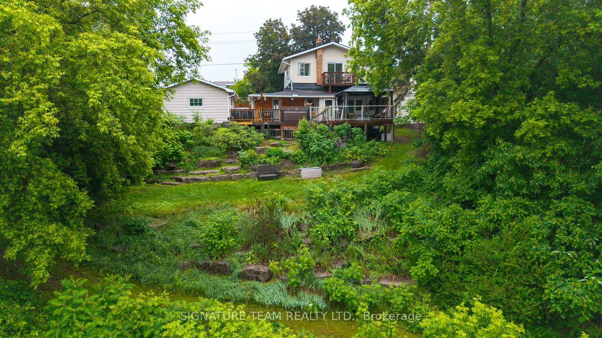 Photo 8 of 11153 60 Highway, North Algona Wilberforce, North Algona/Wilberforce Twp — HOMEH