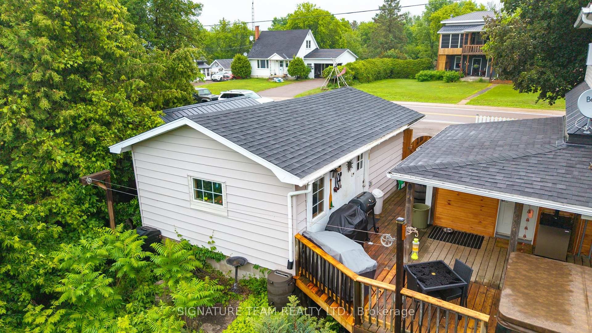 Photo 11 of 11153 60 Highway, North Algona Wilberforce, North Algona/Wilberforce Twp — HOMEH