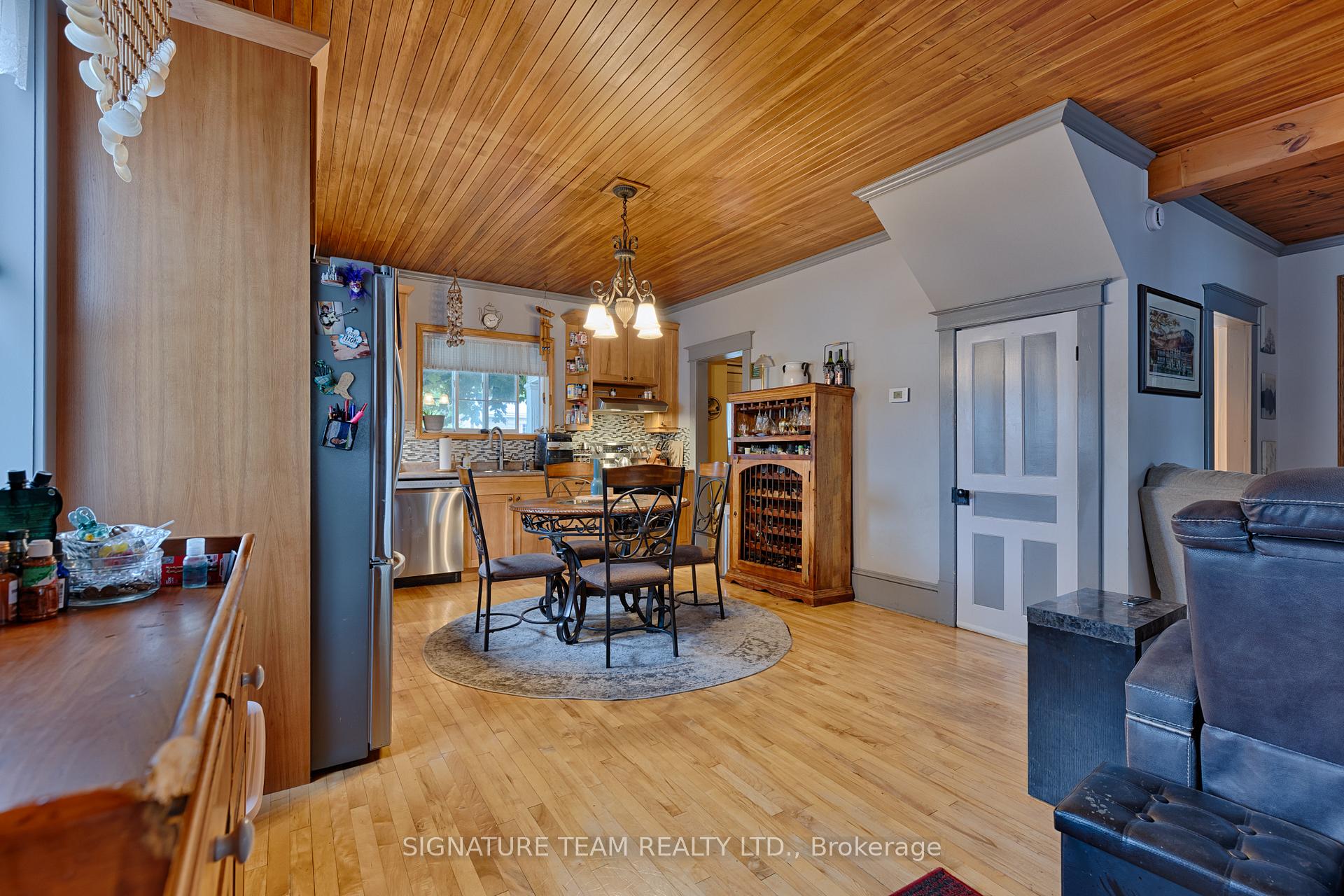 Photo 18 of 11153 60 Highway, North Algona Wilberforce, North Algona/Wilberforce Twp — HOMEH