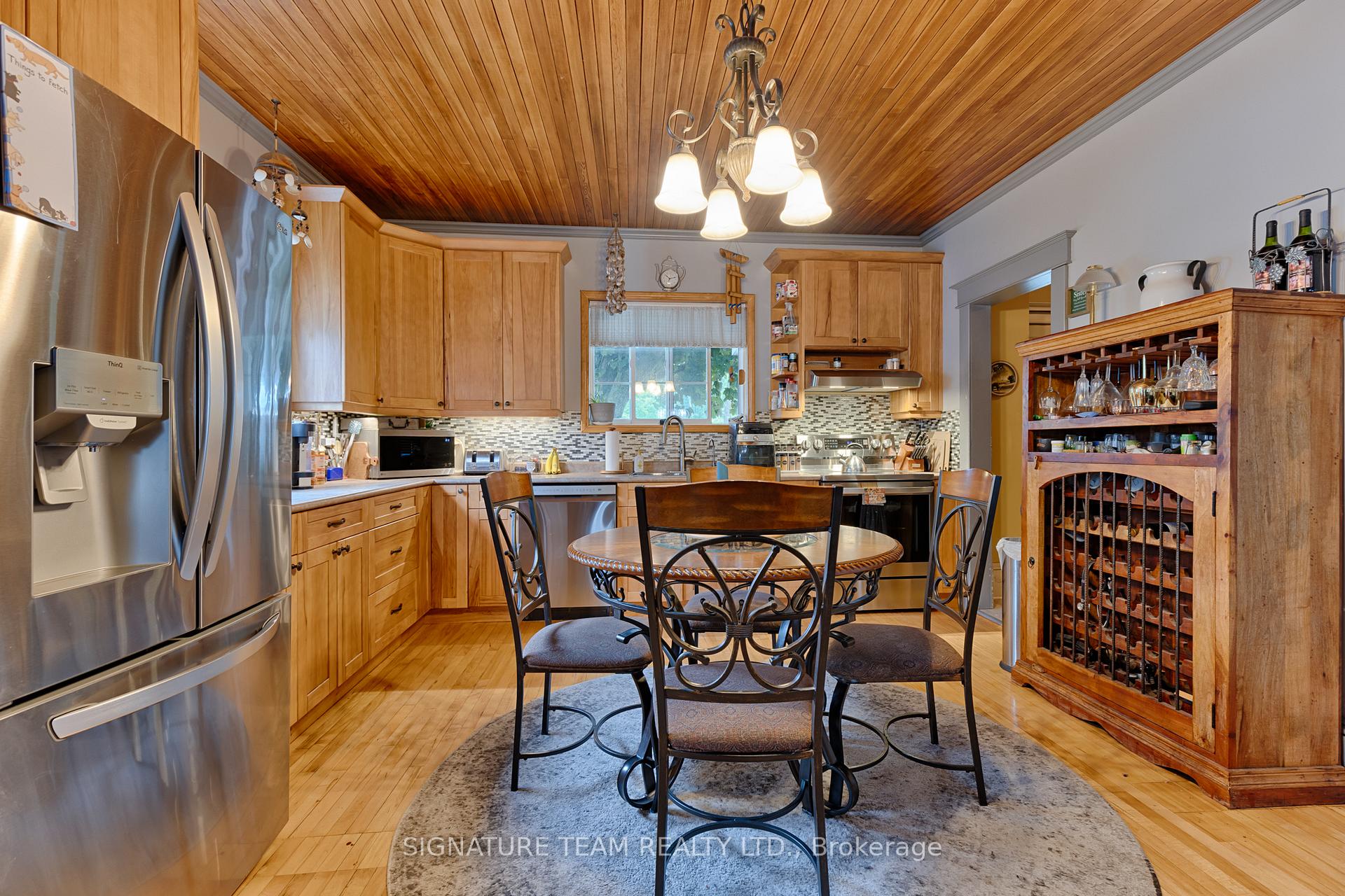Photo 19 of 11153 60 Highway, North Algona Wilberforce, North Algona/Wilberforce Twp — HOMEH