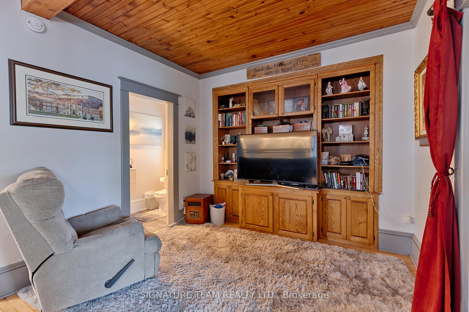 Photo 22 of 11153 60 Highway, North Algona Wilberforce, North Algona/Wilberforce Twp — HOMEH