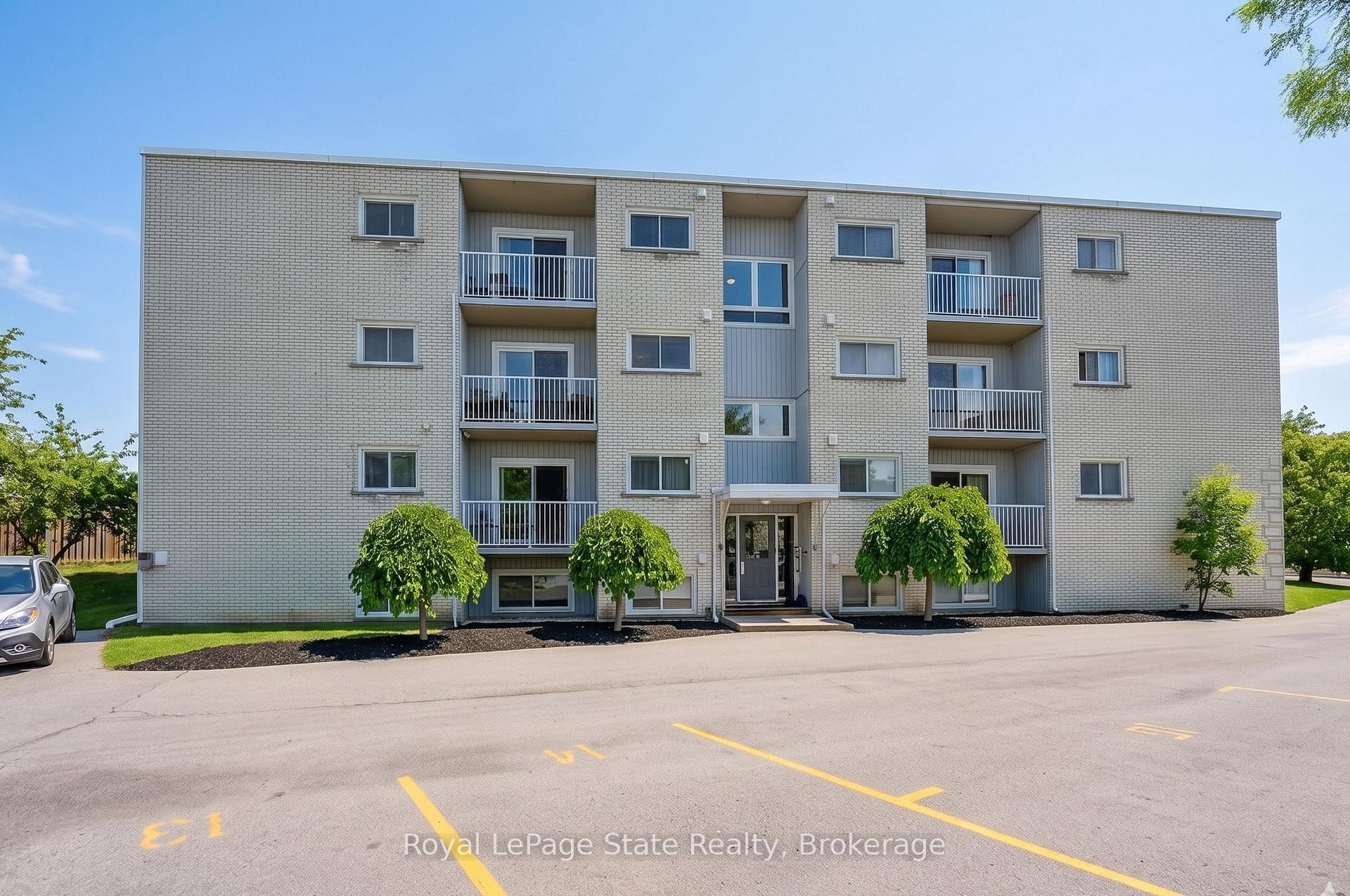 Photo 1 of Unit 1, 37 Conroy Crescent, Guelph, Dovercliffe Park/Old University — HOMEH