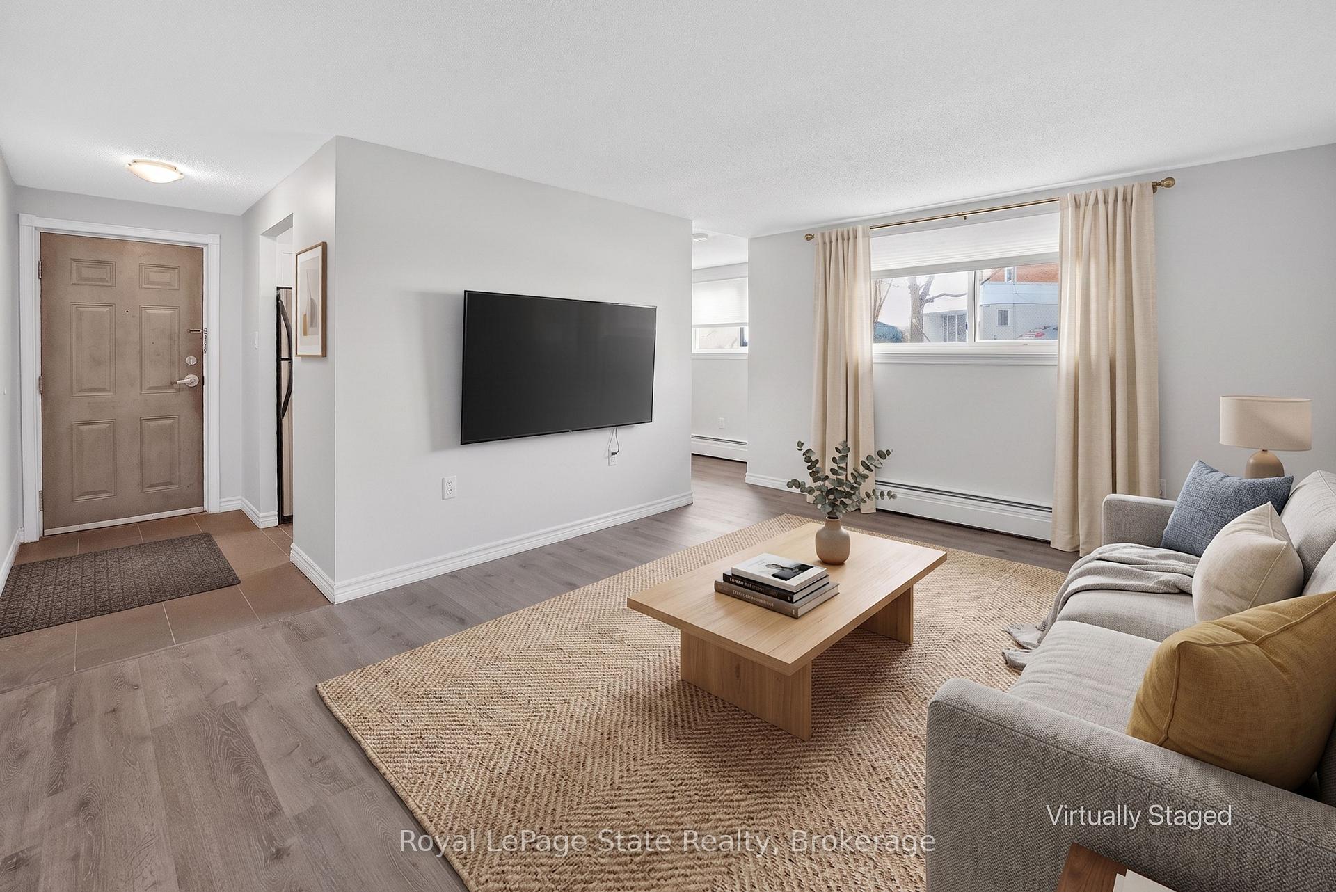 Photo 5 of Unit 1, 37 Conroy Crescent, Guelph, Dovercliffe Park/Old University — HOMEH