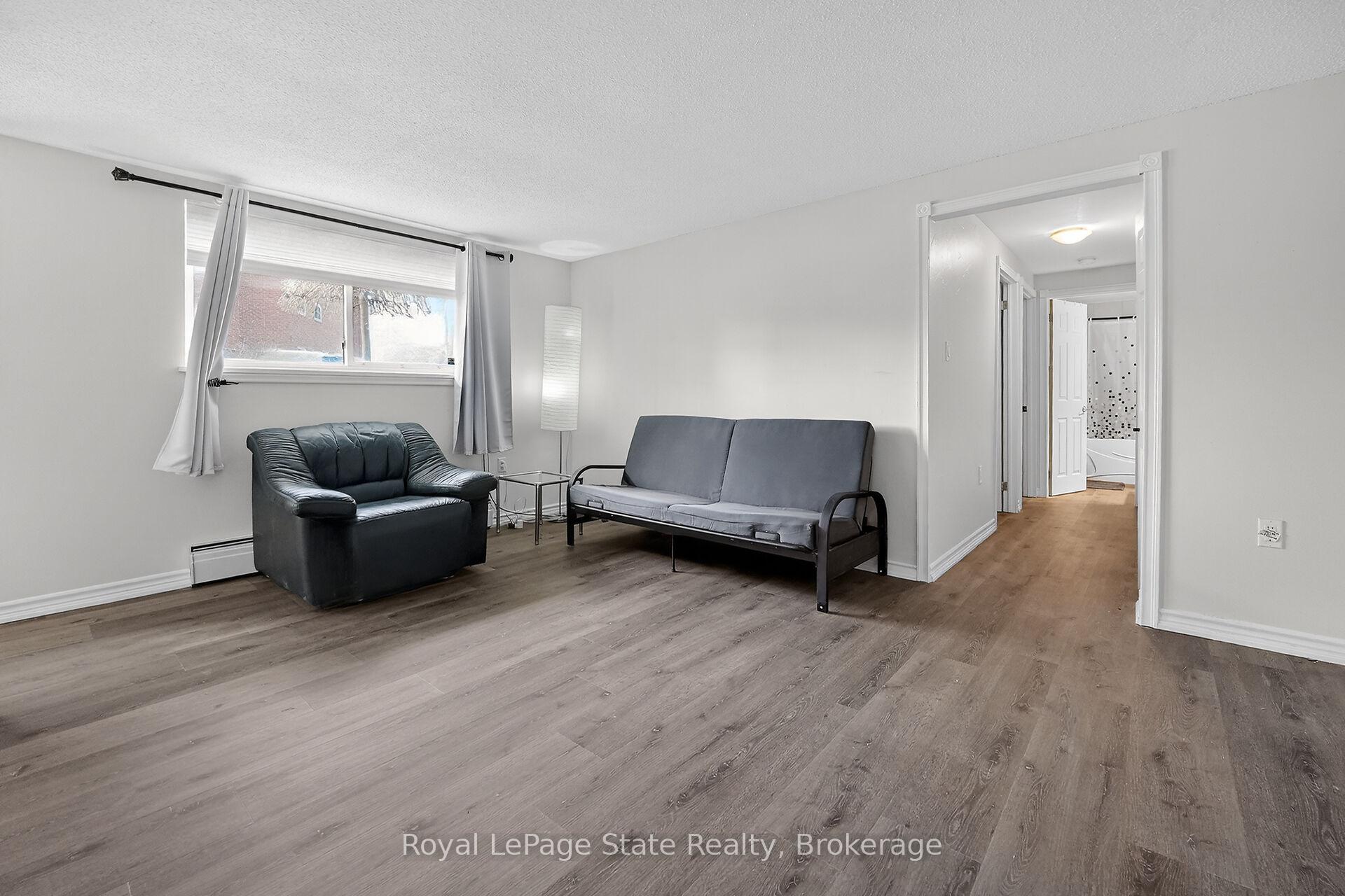 Photo 11 of Unit 1, 37 Conroy Crescent, Guelph, Dovercliffe Park/Old University — HOMEH