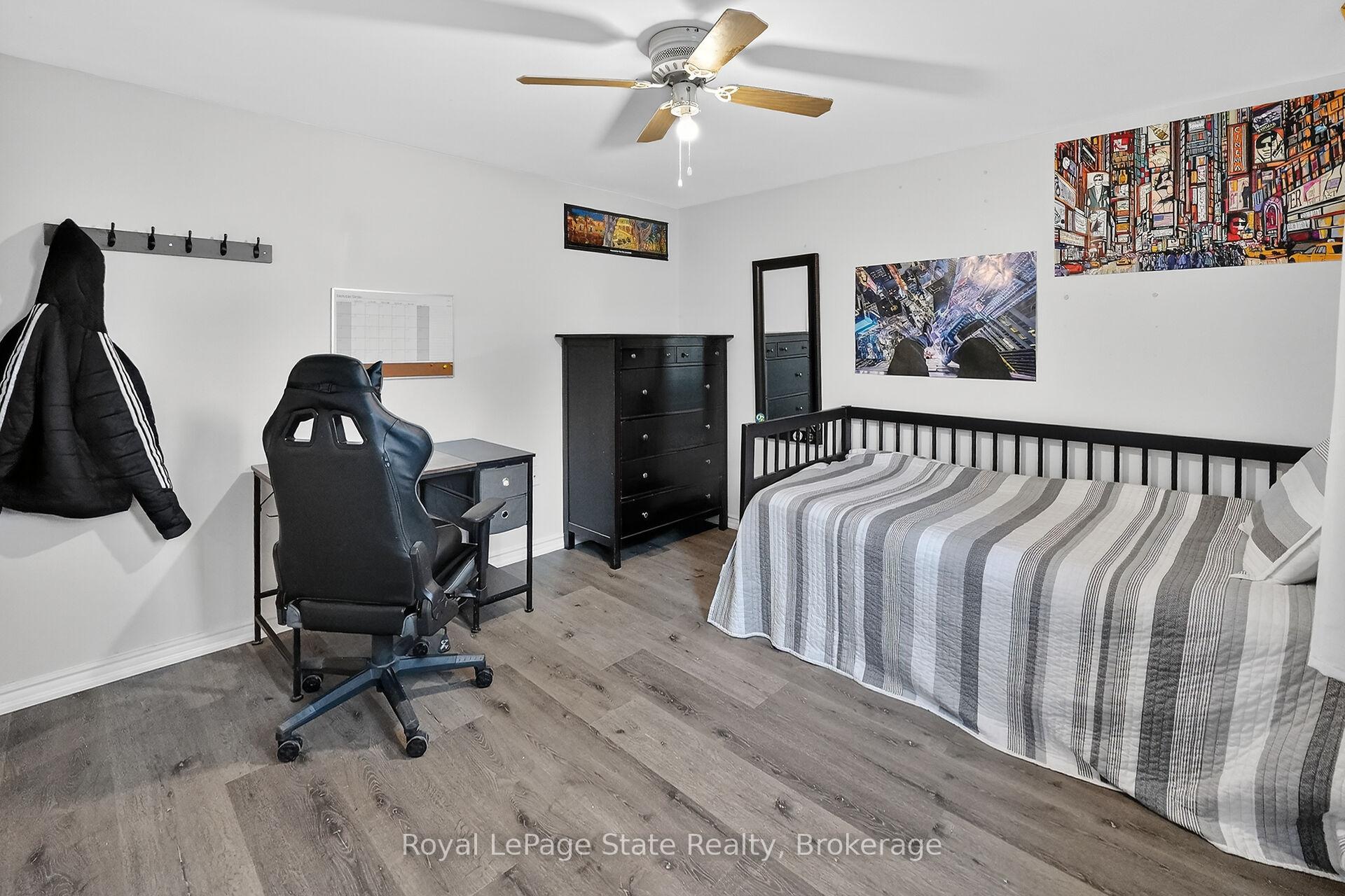 Photo 18 of Unit 1, 37 Conroy Crescent, Guelph, Dovercliffe Park/Old University — HOMEH