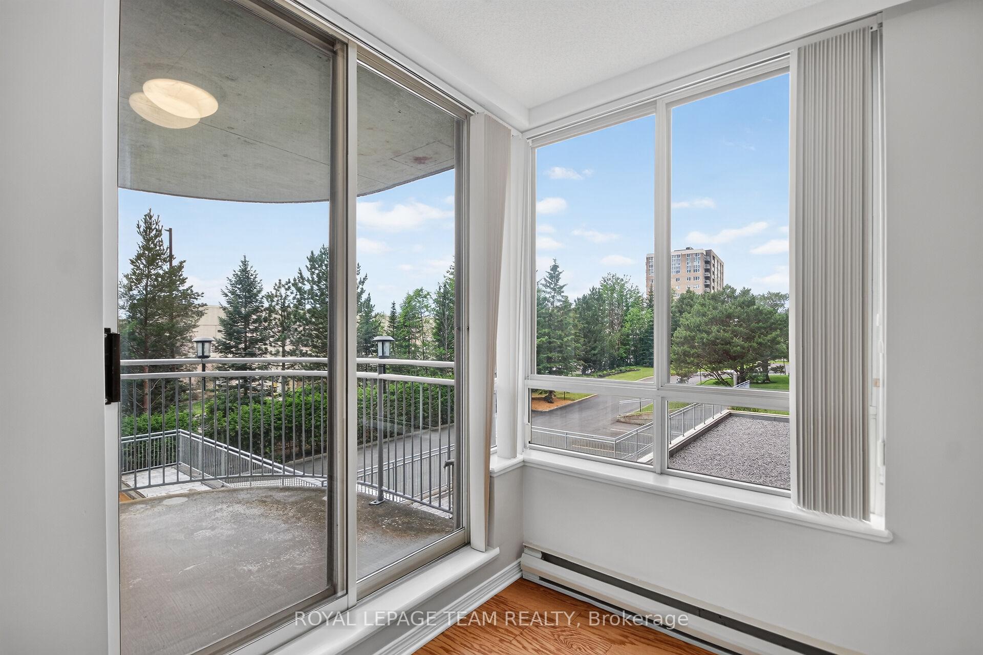 Photo 18 of Unit 201, 100 Grant Carman Drive, Ottawa, Borden Farm/Stewart Farm/Carleton Heights/Parkwood Hills — HOMEH