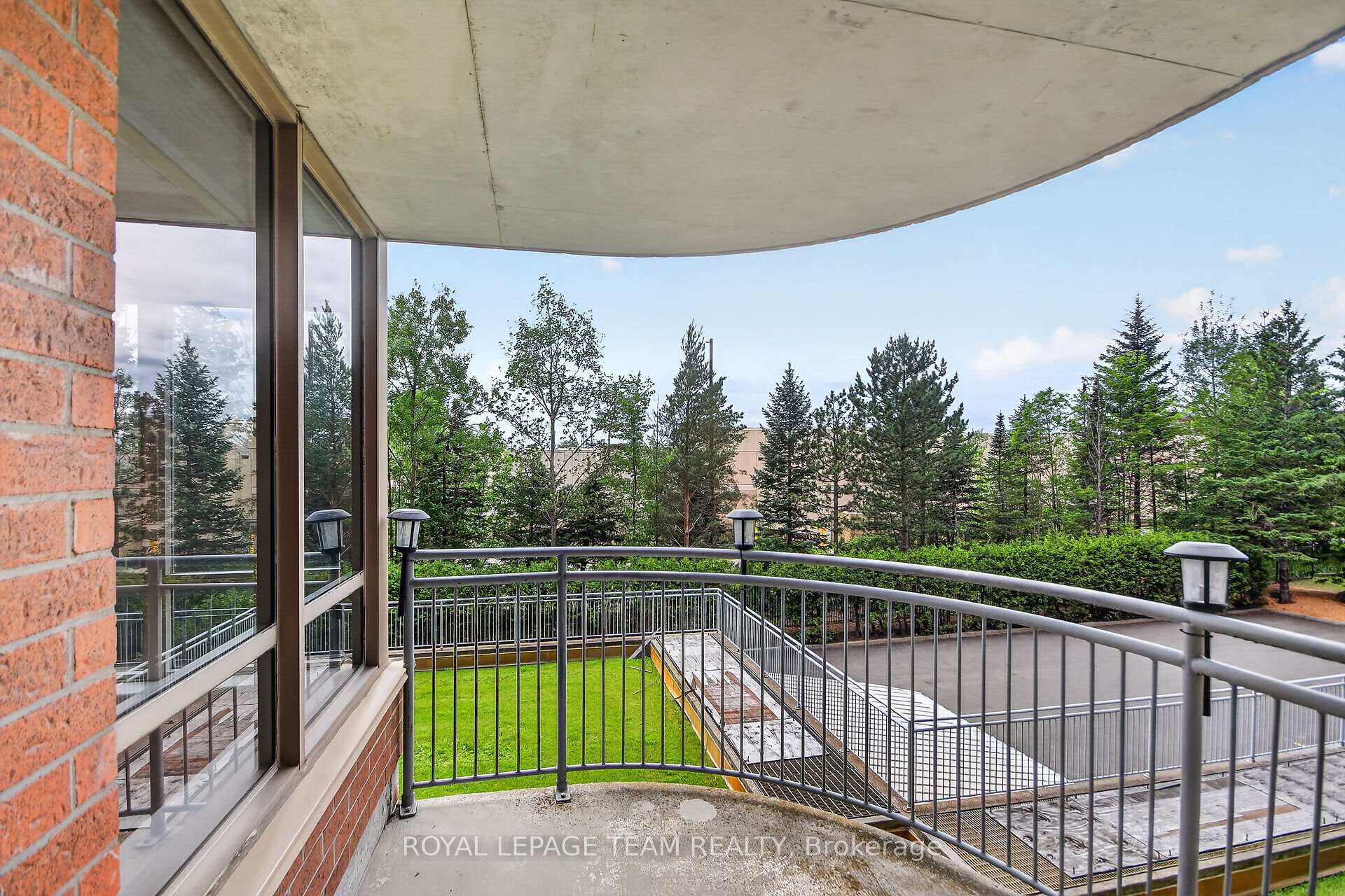 Photo 20 of Unit 201, 100 Grant Carman Drive, Ottawa, Borden Farm/Stewart Farm/Carleton Heights/Parkwood Hills — HOMEH