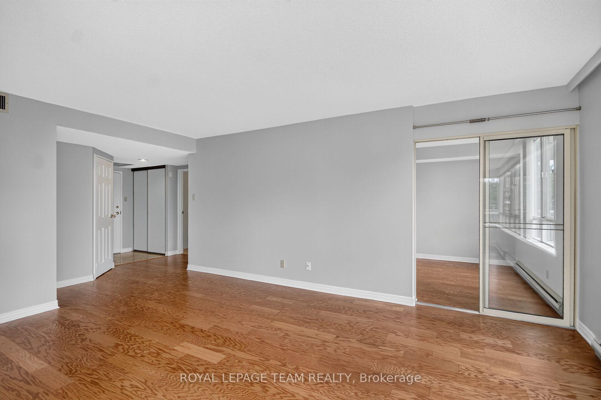 Photo 23 of Unit 201, 100 Grant Carman Drive, Ottawa, Borden Farm/Stewart Farm/Carleton Heights/Parkwood Hills — HOMEH