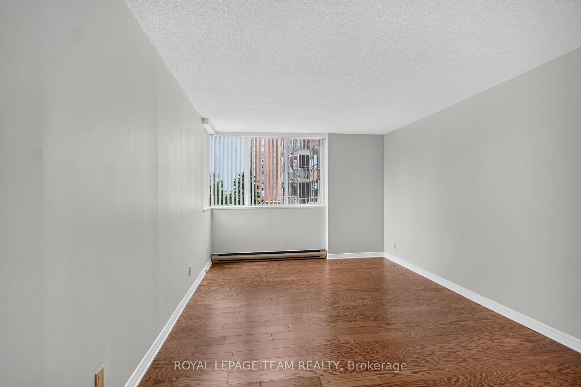 Photo 24 of Unit 201, 100 Grant Carman Drive, Ottawa, Borden Farm/Stewart Farm/Carleton Heights/Parkwood Hills — HOMEH