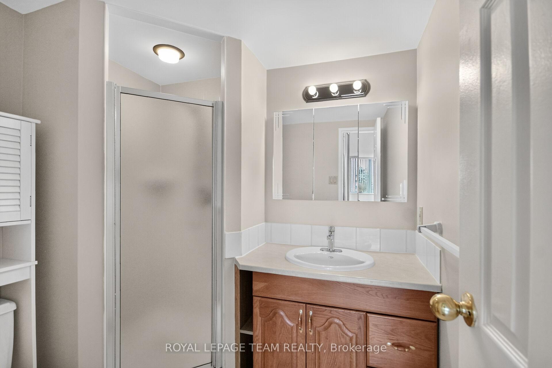 Photo 27 of Unit 201, 100 Grant Carman Drive, Ottawa, Borden Farm/Stewart Farm/Carleton Heights/Parkwood Hills — HOMEH