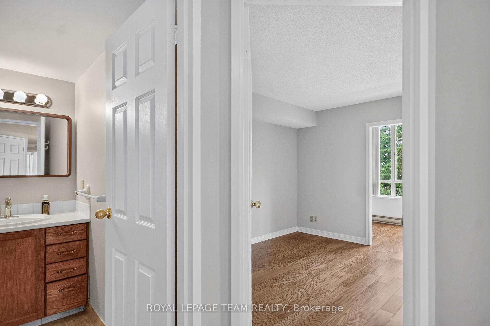 Photo 28 of Unit 201, 100 Grant Carman Drive, Ottawa, Borden Farm/Stewart Farm/Carleton Heights/Parkwood Hills — HOMEH