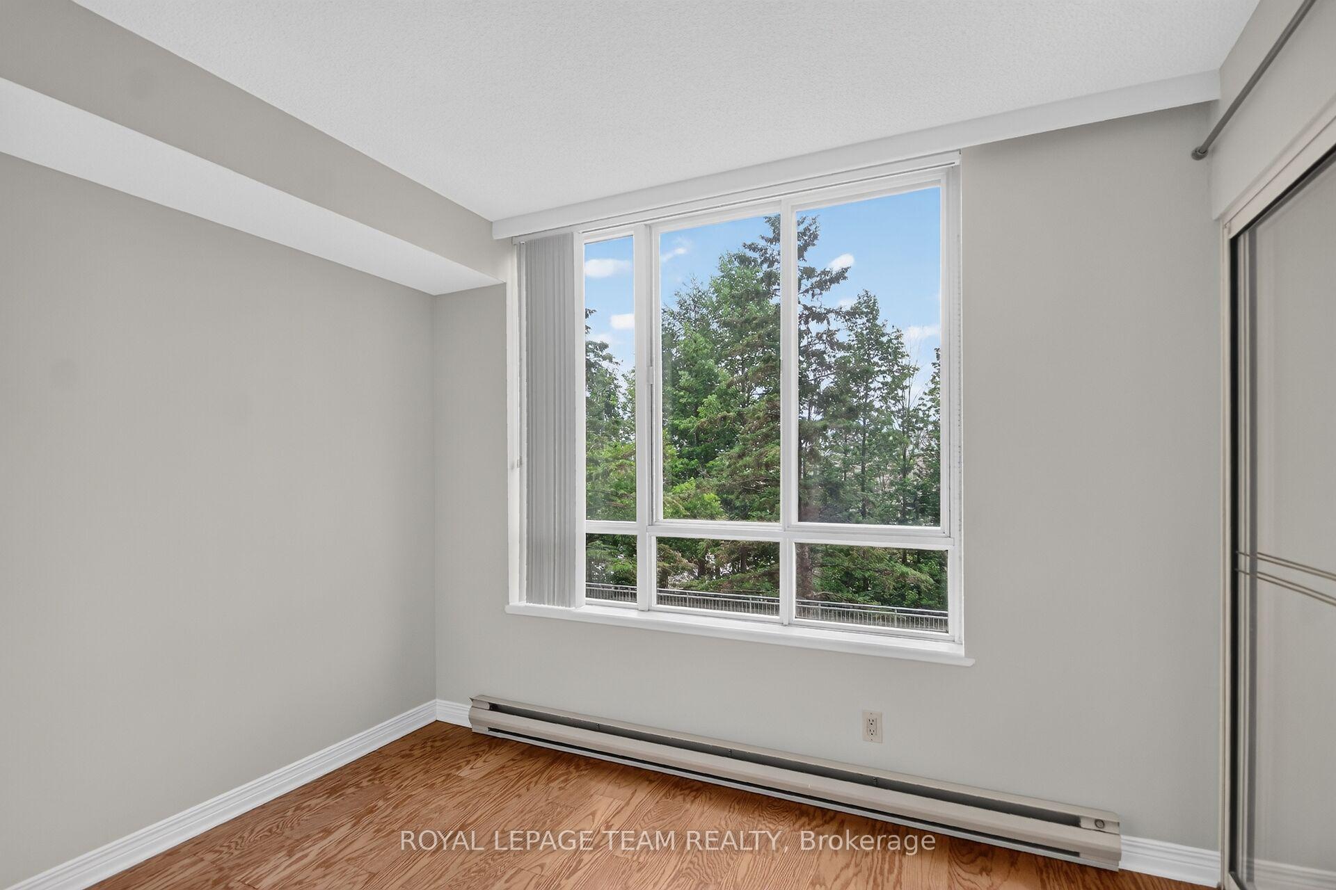 Photo 31 of Unit 201, 100 Grant Carman Drive, Ottawa, Borden Farm/Stewart Farm/Carleton Heights/Parkwood Hills — HOMEH