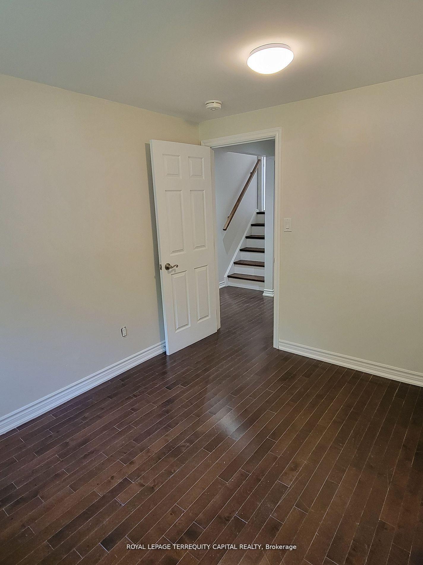 Photo 9 of Unit Lower, 20 Mowat Crescent, Barrie, Letitia Heights — HOMEH