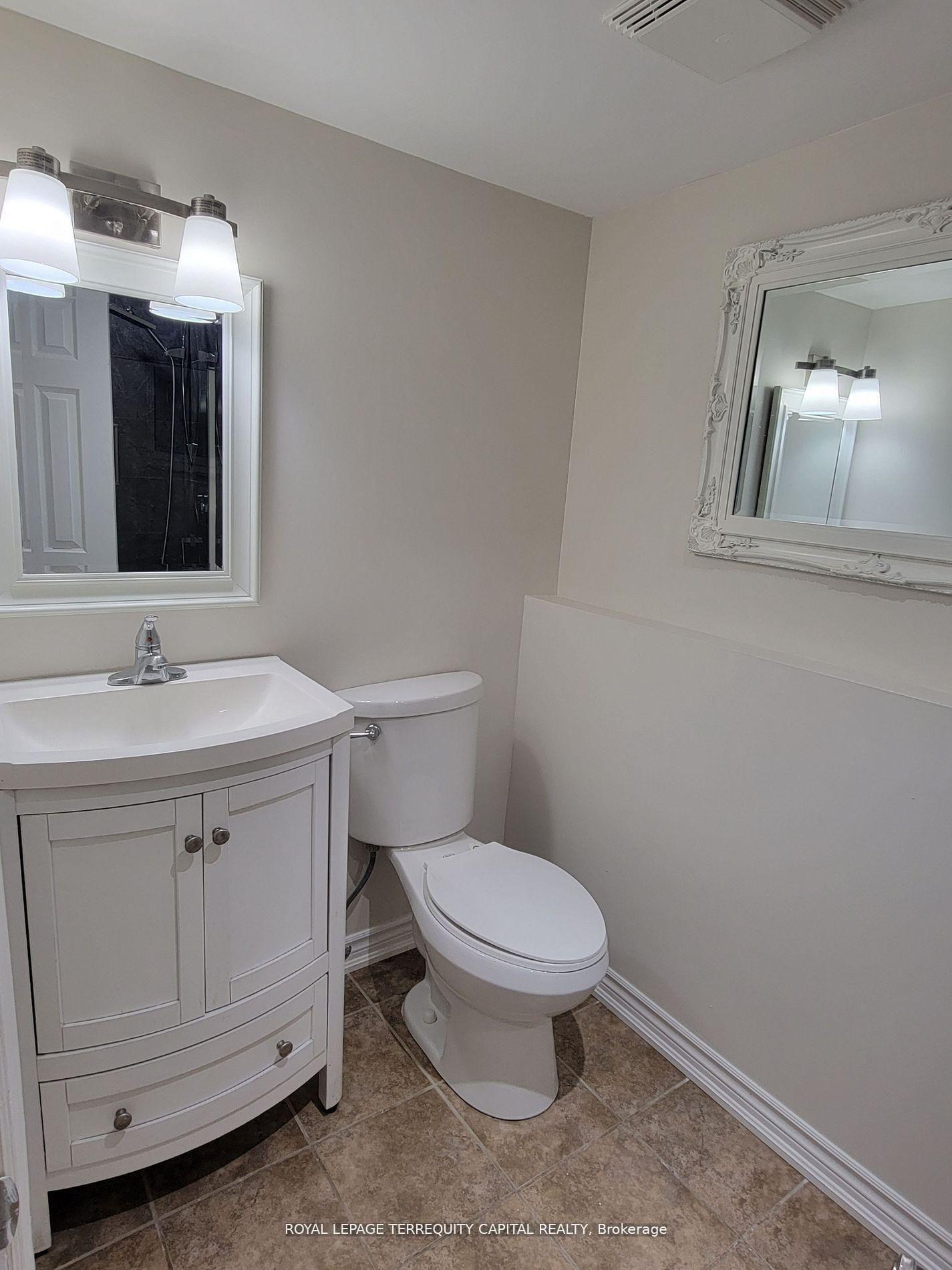 Photo 10 of Unit Lower, 20 Mowat Crescent, Barrie, Letitia Heights — HOMEH
