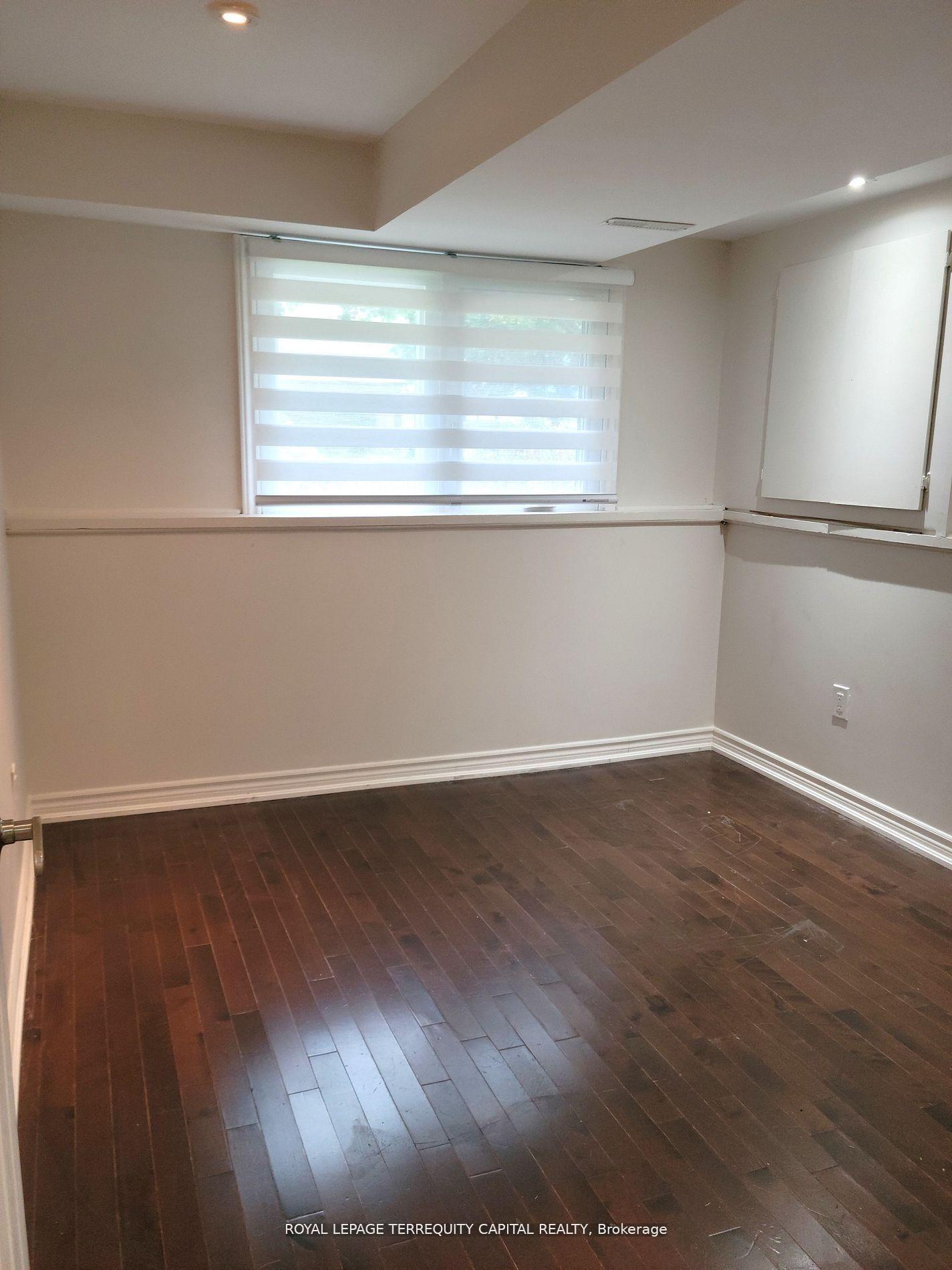 Photo 17 of Unit Lower, 20 Mowat Crescent, Barrie, Letitia Heights — HOMEH