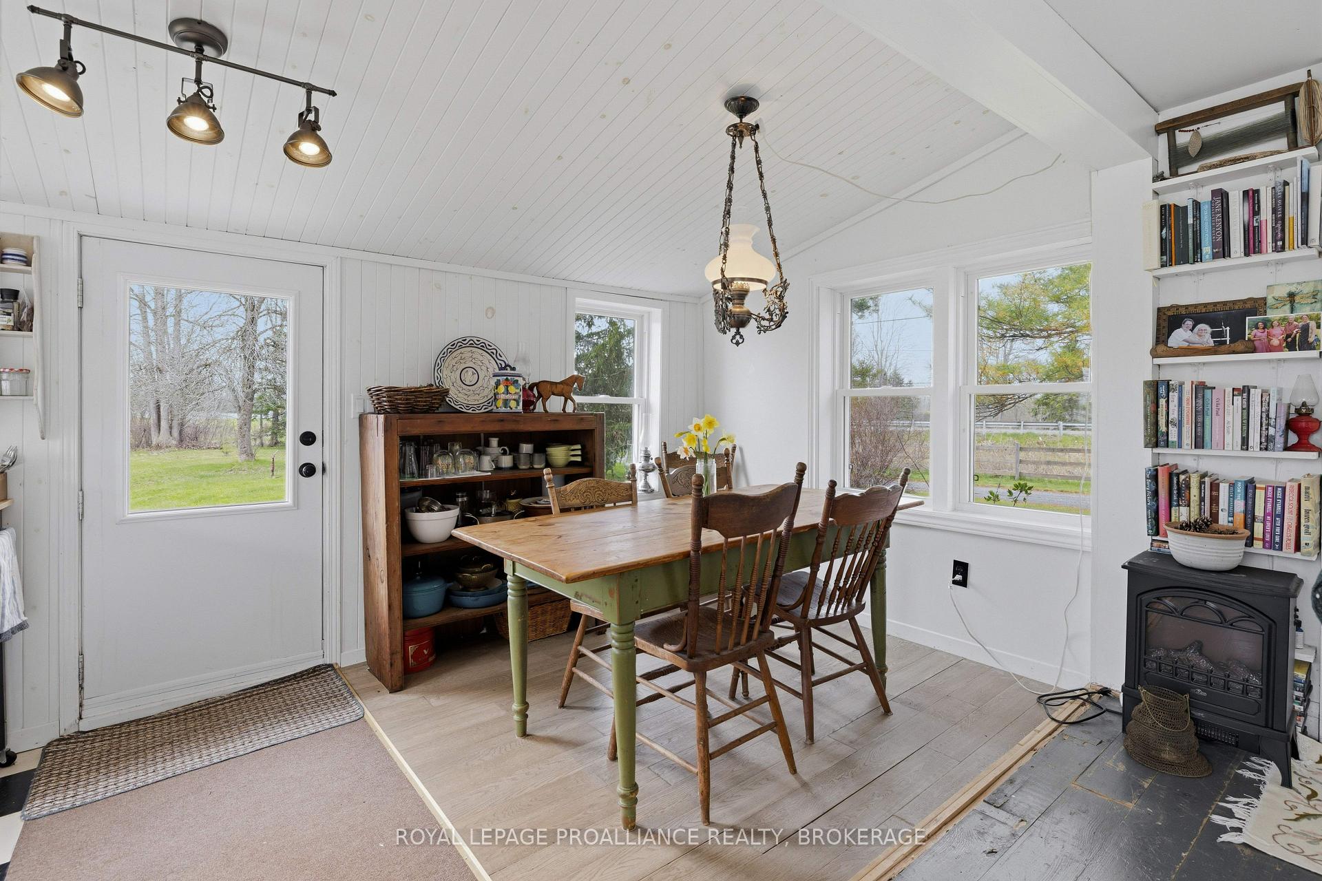 Photo 6 of 5954 First Lake Road, Frontenac, Frontenac South — HOMEH