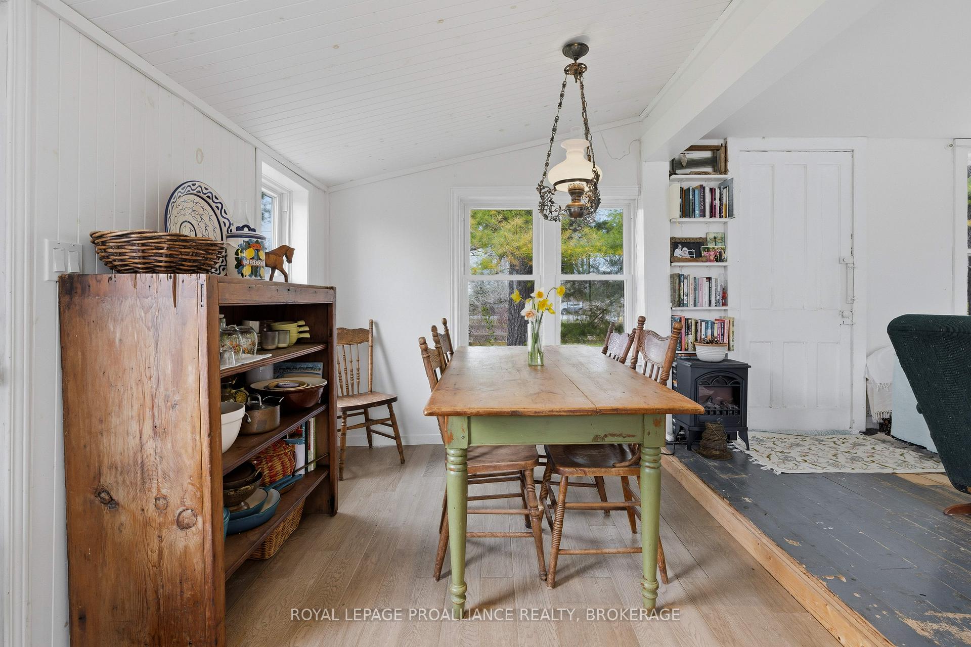 Photo 7 of 5954 First Lake Road, Frontenac, Frontenac South — HOMEH