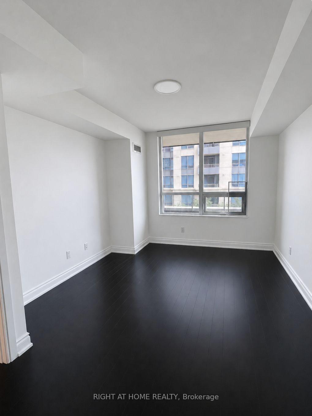 Photo 4 of Unit 532, 35 Viking Lane, Etobicoke, Islington-City Centre West — HOMEH