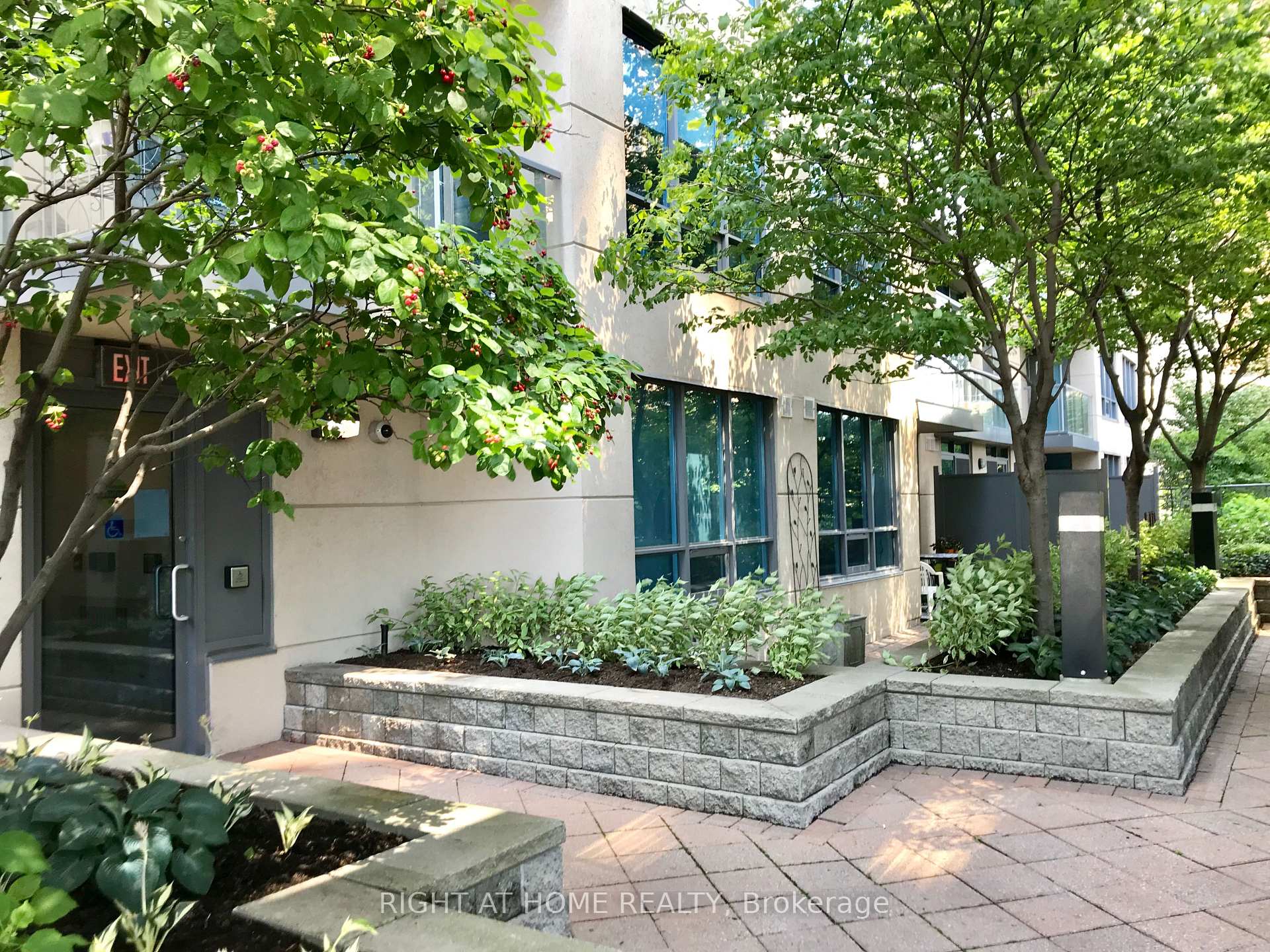 Photo 16 of Unit 532, 35 Viking Lane, Etobicoke, Islington-City Centre West — HOMEH