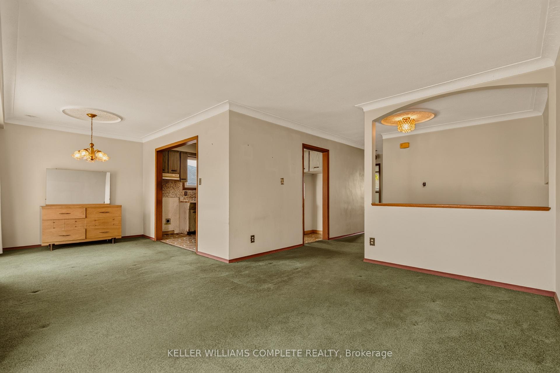Photo 16 of 34 Windrush Crescent, Hamilton, Lawfield — HOMEH