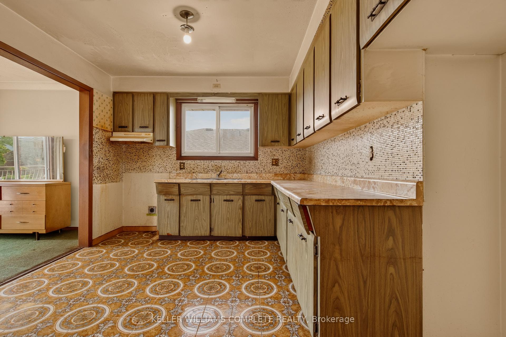 Photo 21 of 34 Windrush Crescent, Hamilton, Lawfield — HOMEH