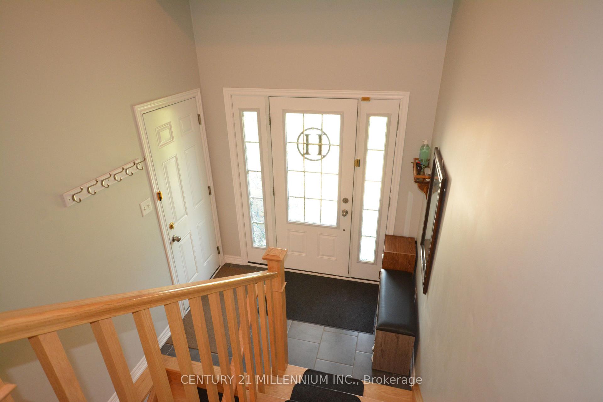 Photo 2 of 58 60th Street S, Wasaga Beach — HOMEH