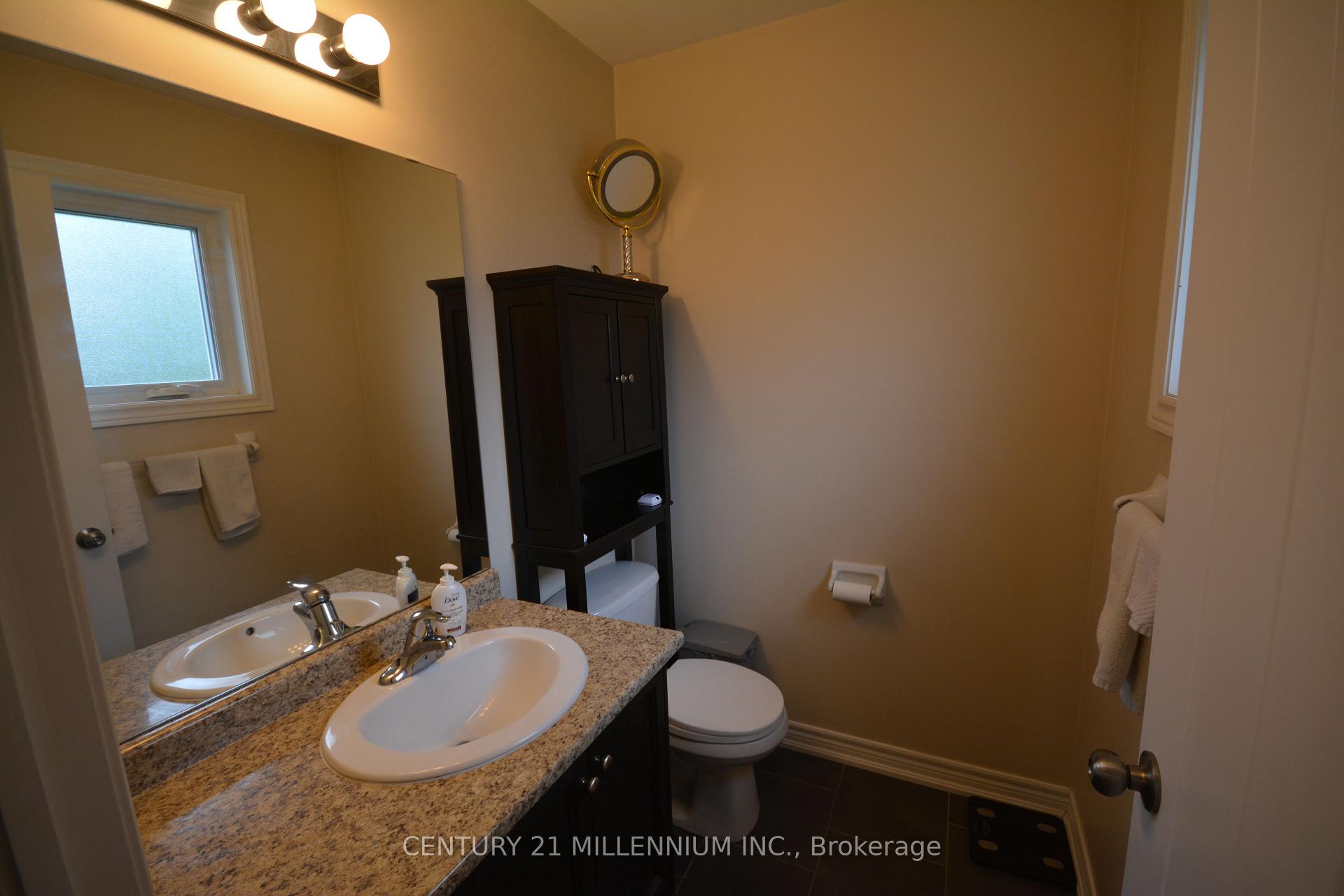 Photo 10 of 58 60th Street S, Wasaga Beach — HOMEH