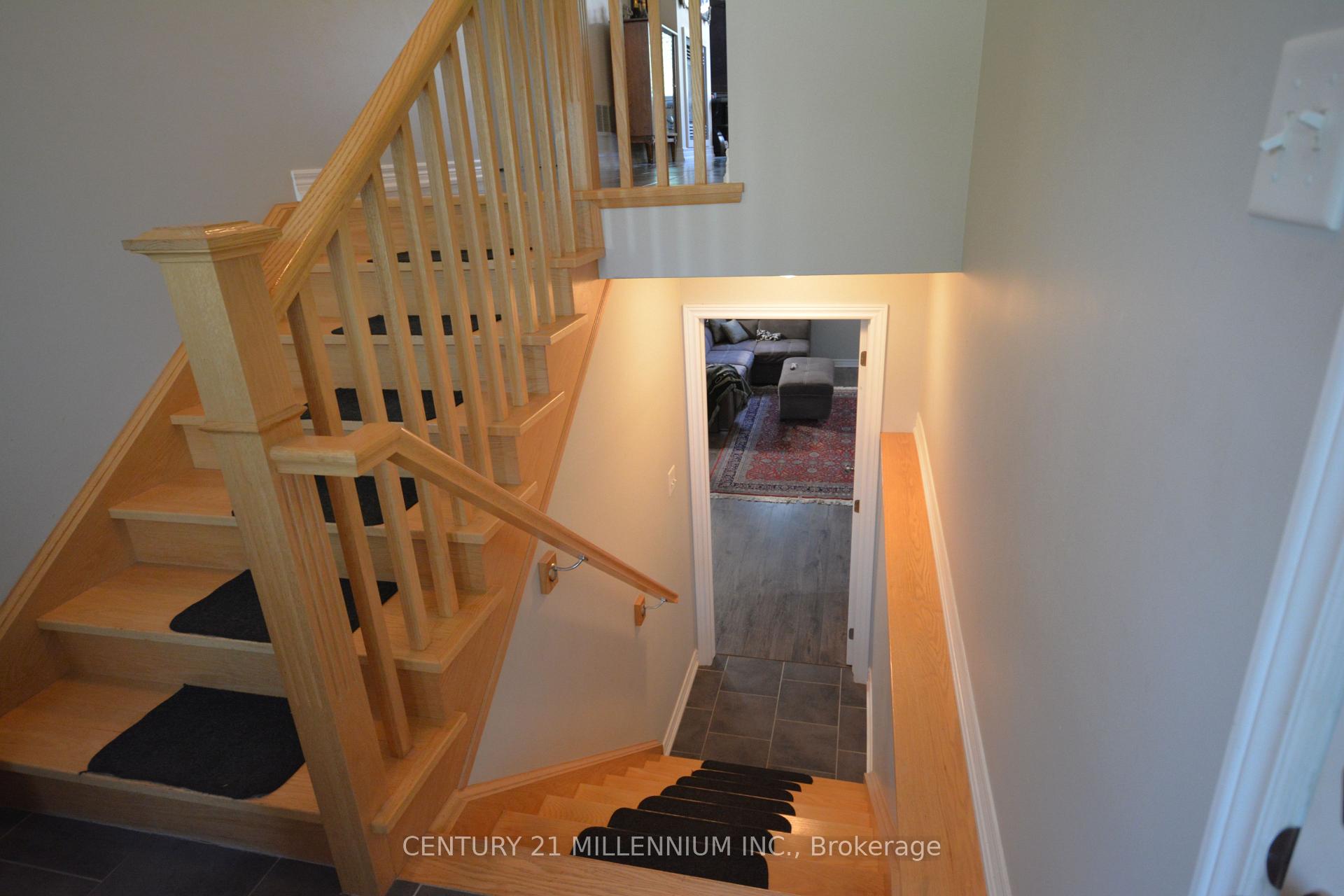 Photo 13 of 58 60th Street S, Wasaga Beach — HOMEH