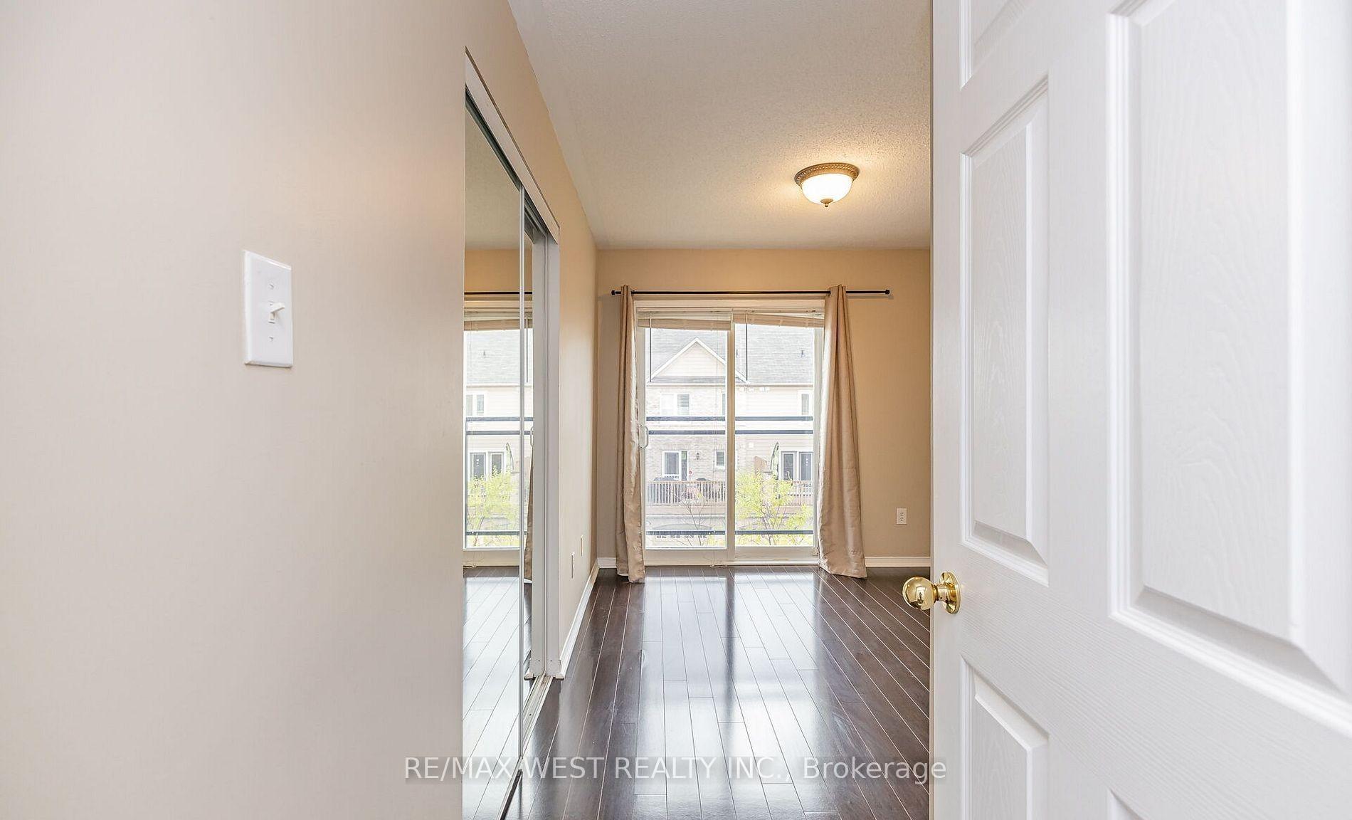 Photo 25 of Unit 218, 4975 Southampton Drive, Mississauga, Churchill Meadows — HOMEH