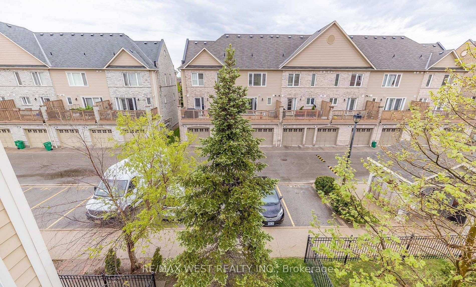 Photo 36 of Unit 218, 4975 Southampton Drive, Mississauga, Churchill Meadows — HOMEH