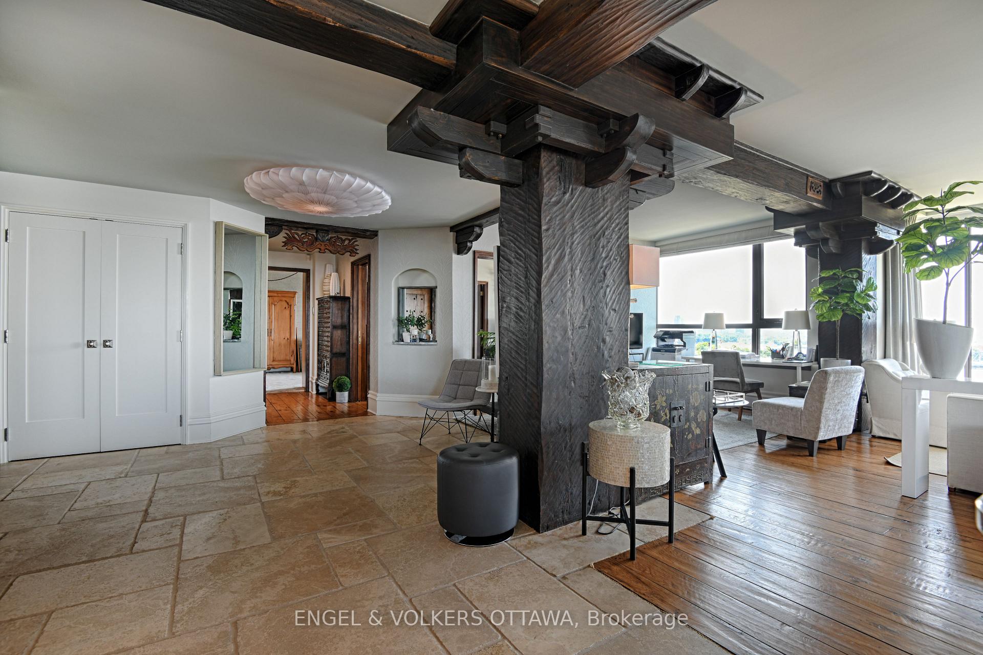 Photo 3 of Unit 1102, 40 Boteler Street, Ottawa, Lower Town/Byward Market — HOMEH