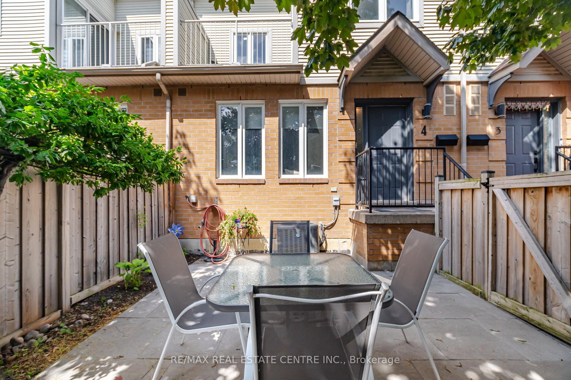Photo 3 of Unit 4, 1211 Parkwest Place, Mississauga, Lakeview — HOMEH