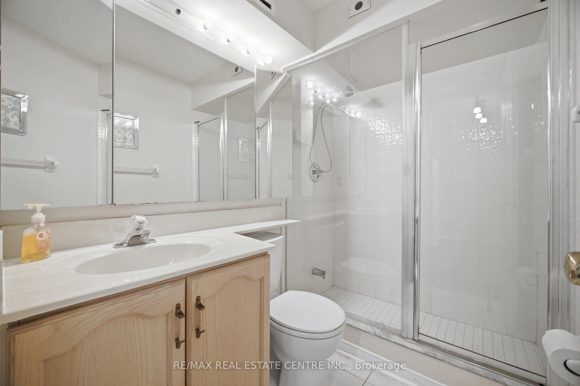 Photo 32 of Unit 4, 1211 Parkwest Place, Mississauga, Lakeview — HOMEH