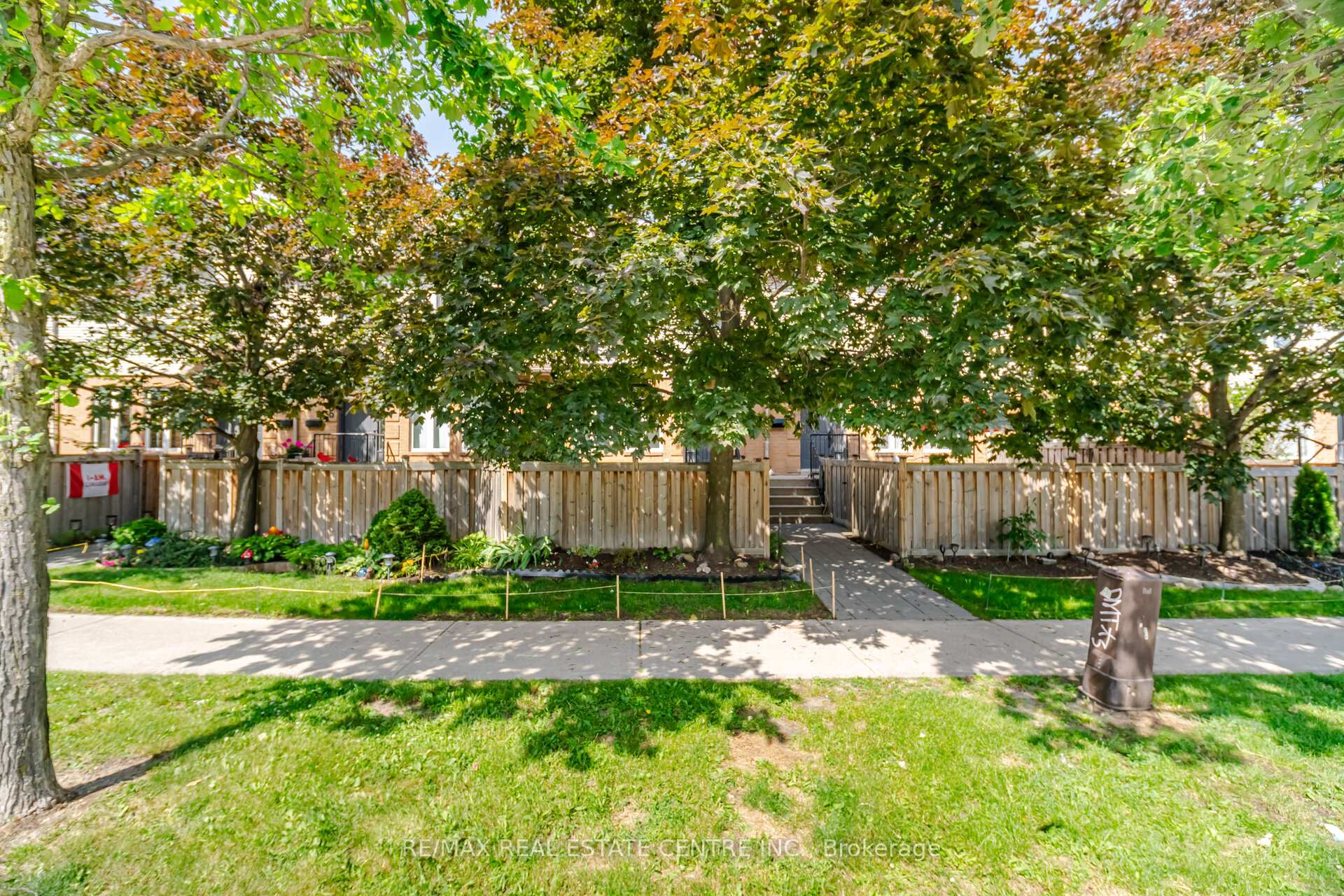 Photo 35 of Unit 4, 1211 Parkwest Place, Mississauga, Lakeview — HOMEH