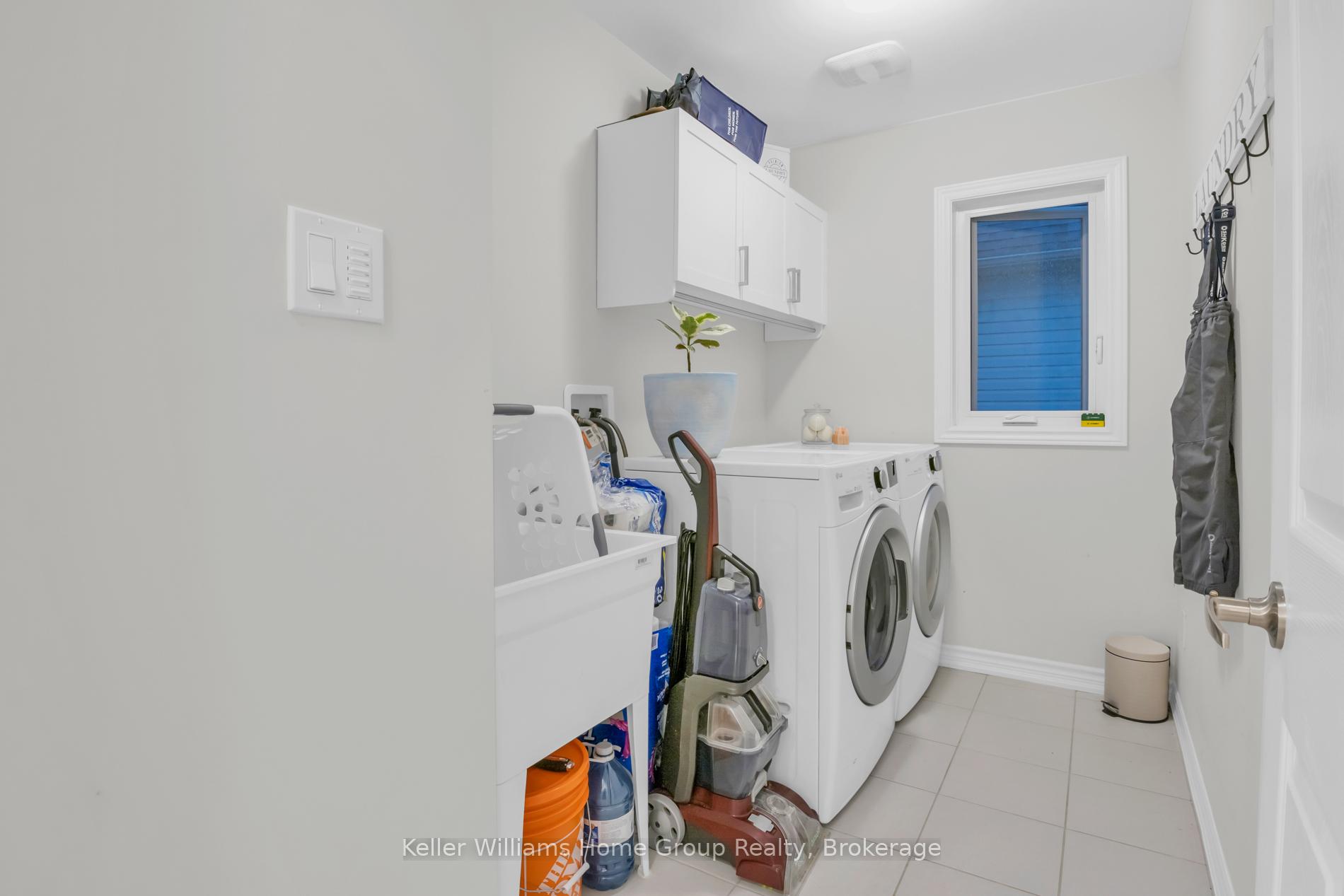 Photo 42 of 192 Harpin Way E, Centre Wellington, Fergus — HOMEH