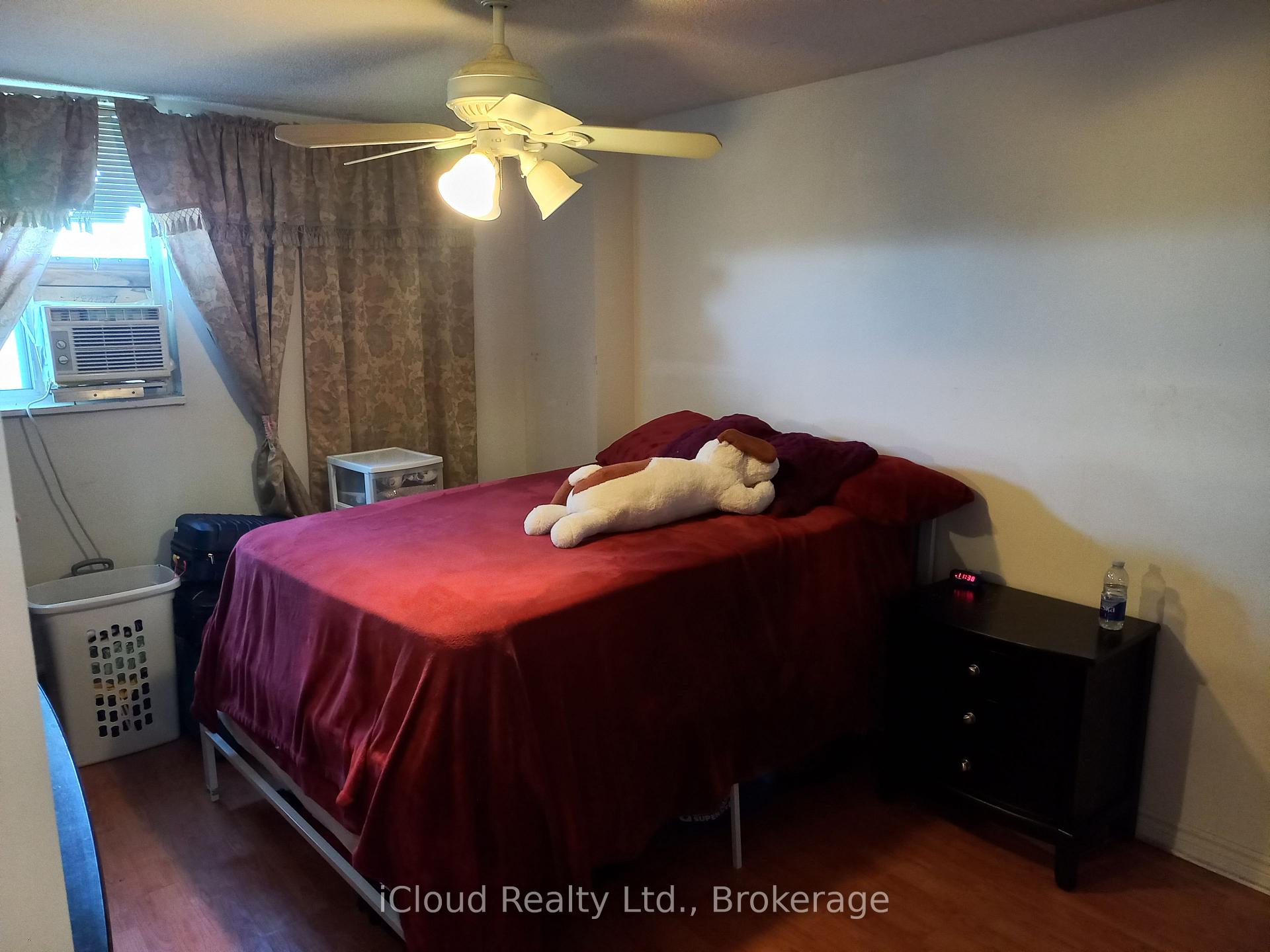 Photo 2 of Unit 806, 390 Dixon Road, Etobicoke, Kingsview Village-The Westway — HOMEH