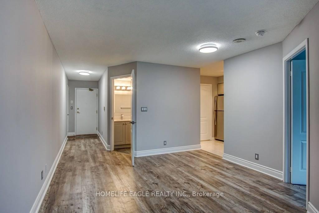 Photo 6 of Unit 204, 745 New Westminster Drive, Vaughan, Brownridge — HOMEH