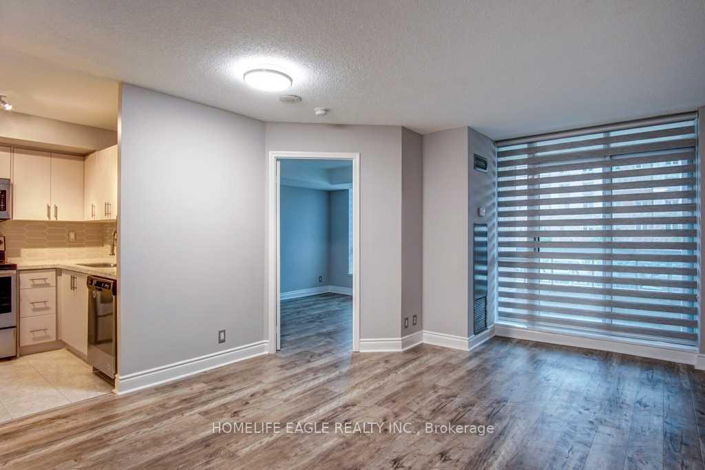 Photo 8 of Unit 204, 745 New Westminster Drive, Vaughan, Brownridge — HOMEH