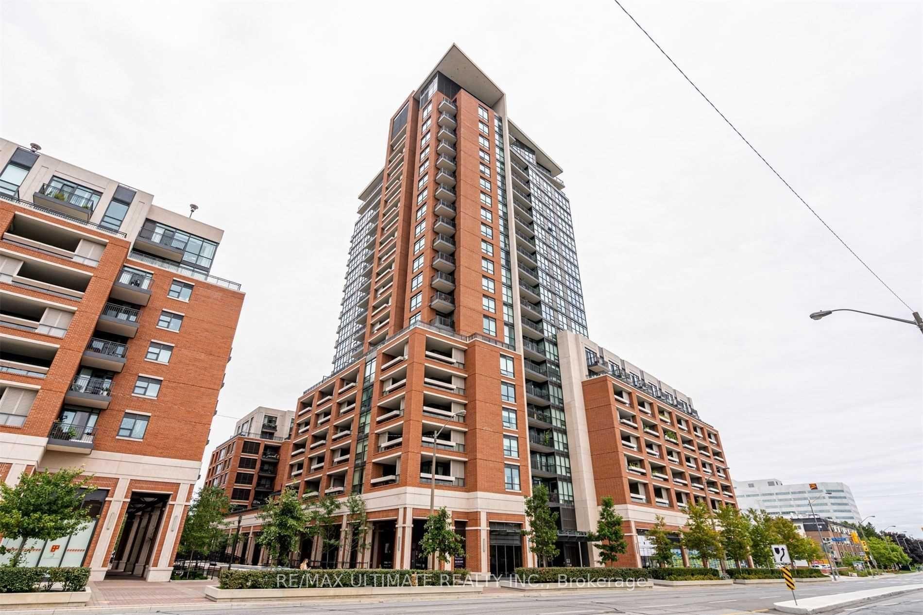 Front of Unit 516, 800 Lawrence Avenue W