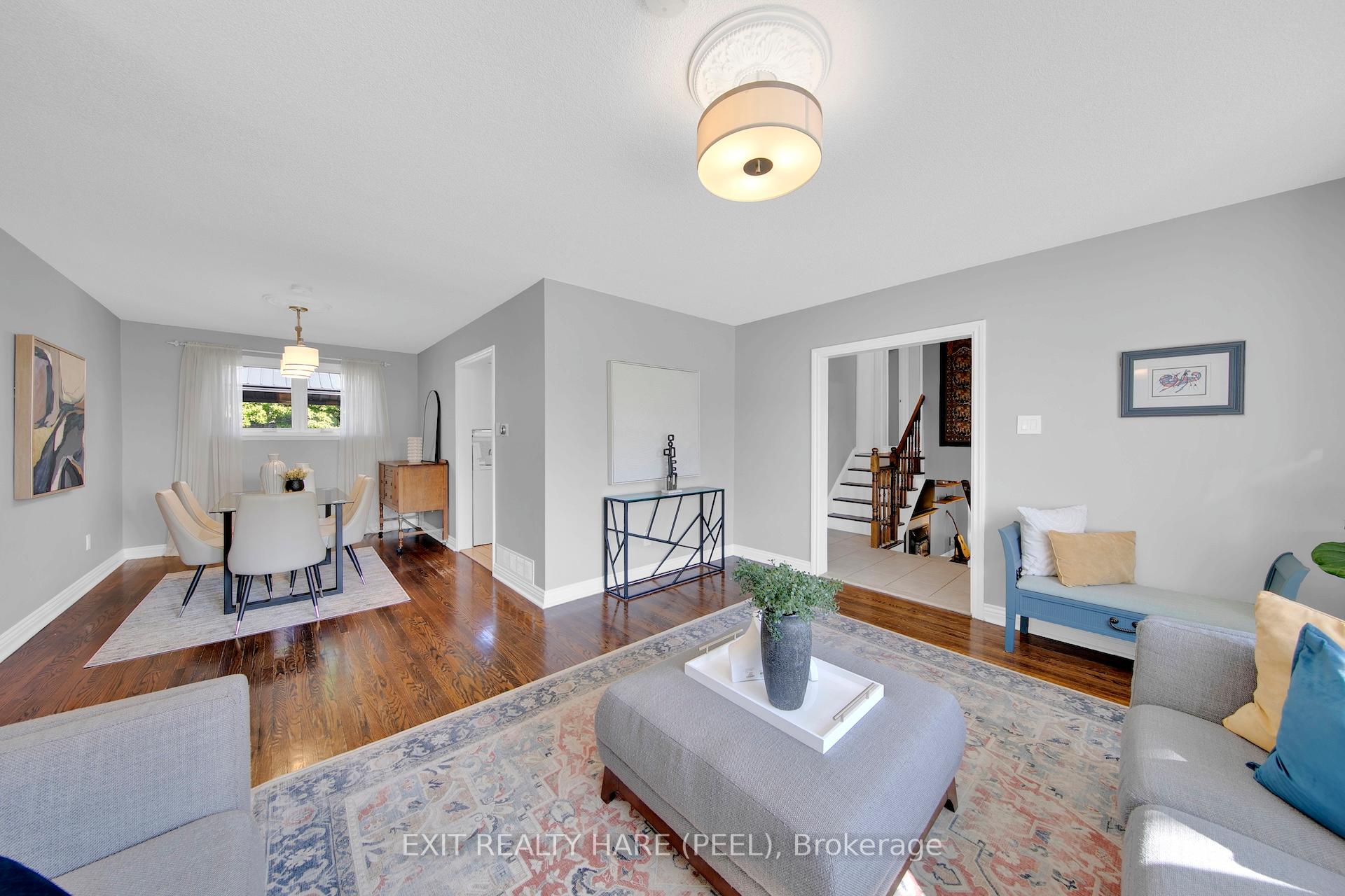 Photo 5 of 84 Addington Crescent, Brampton, Avondale — HOMEH
